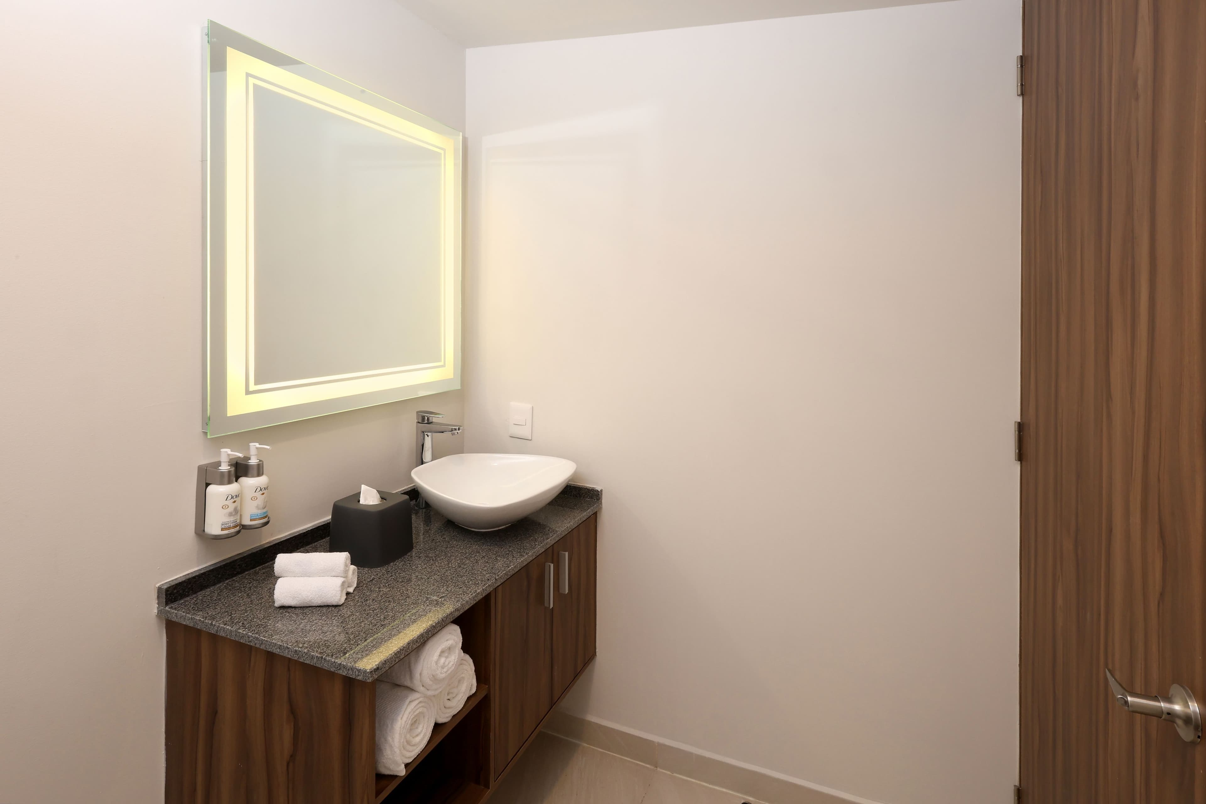 Holiday Inn Tulum - Image 4