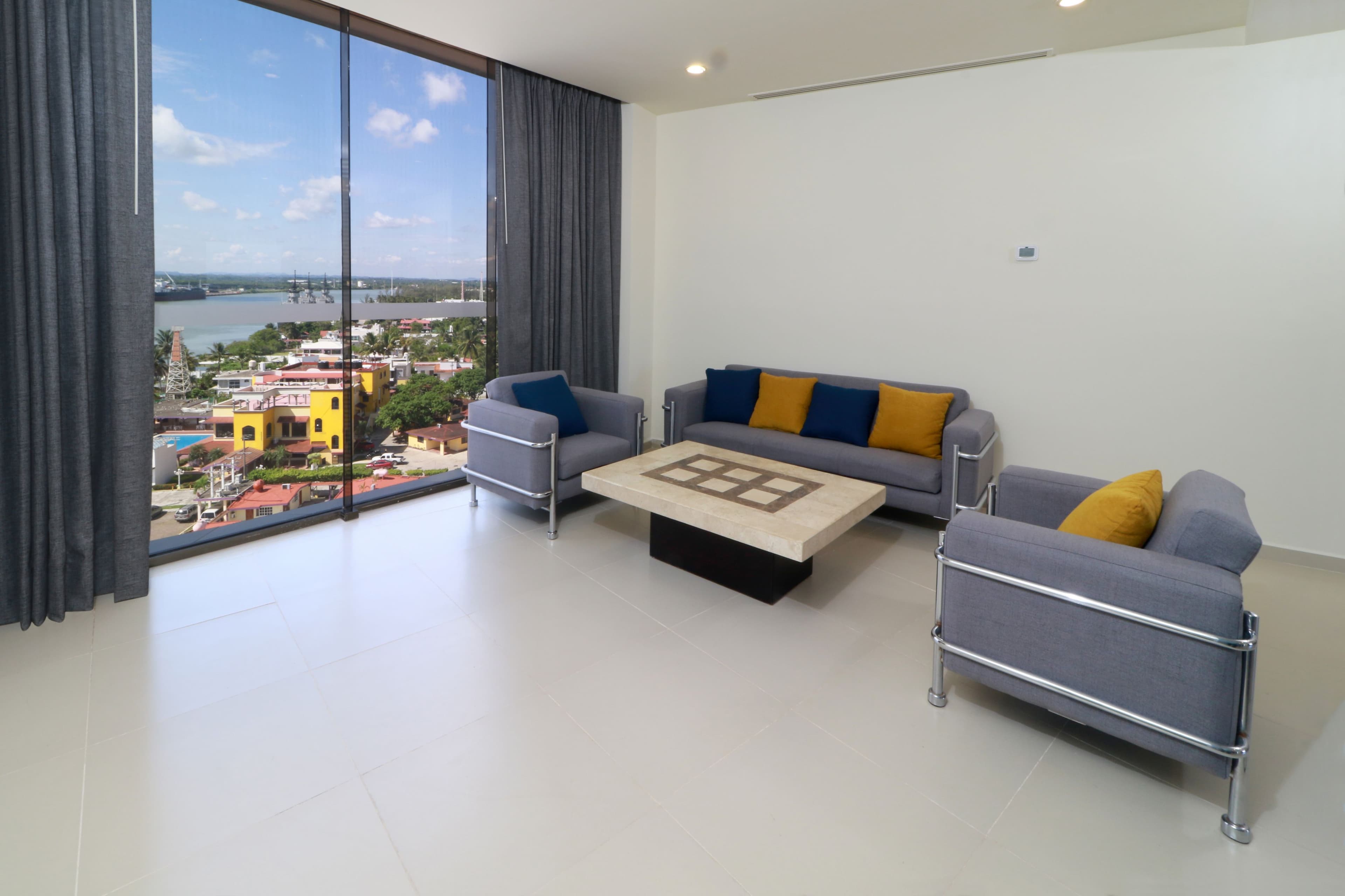 Holiday Inn Tuxpan - Convention Center — 55