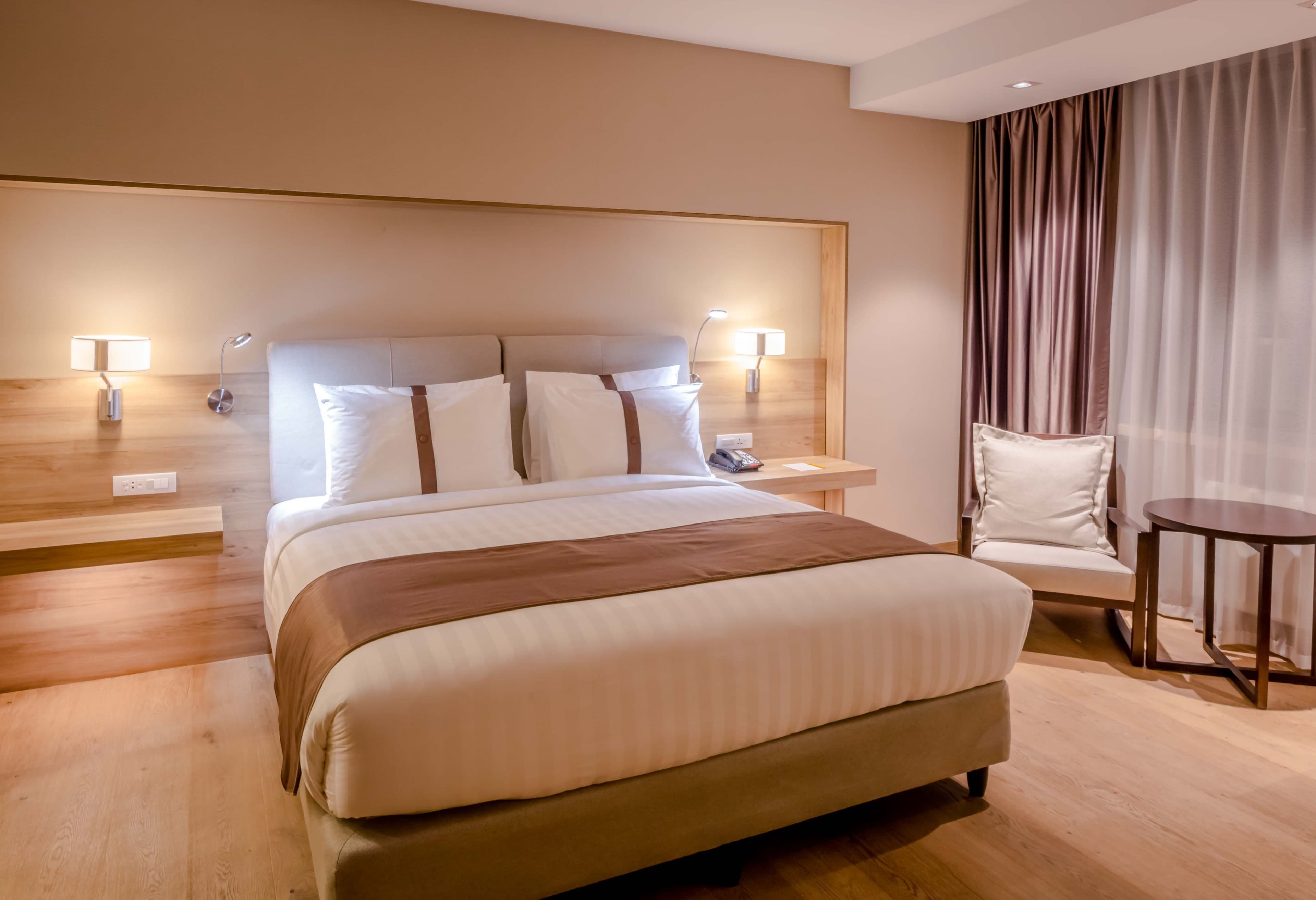 Holiday Inn Ulaanbaatar — 12
