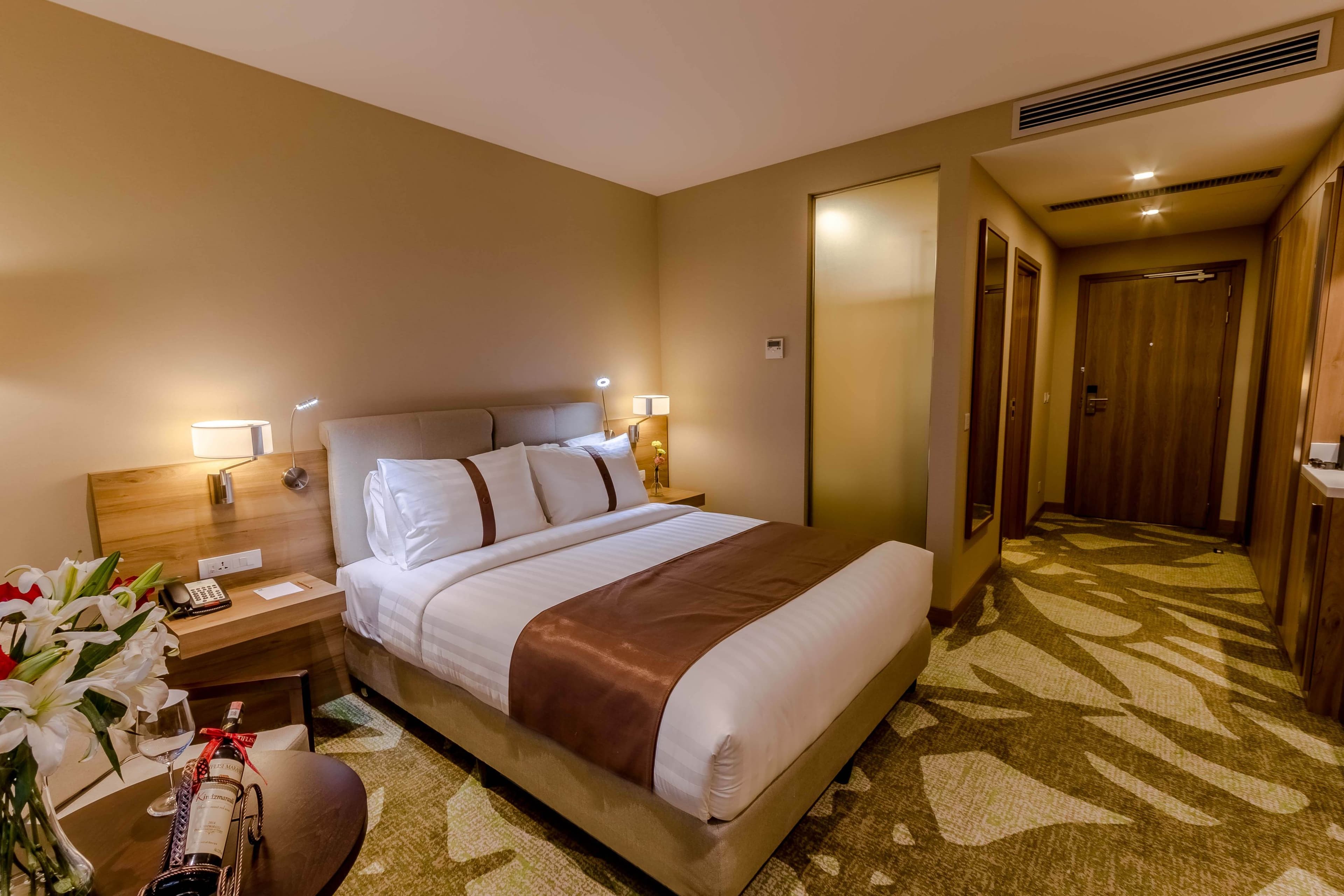 Holiday Inn Ulaanbaatar - Image 4