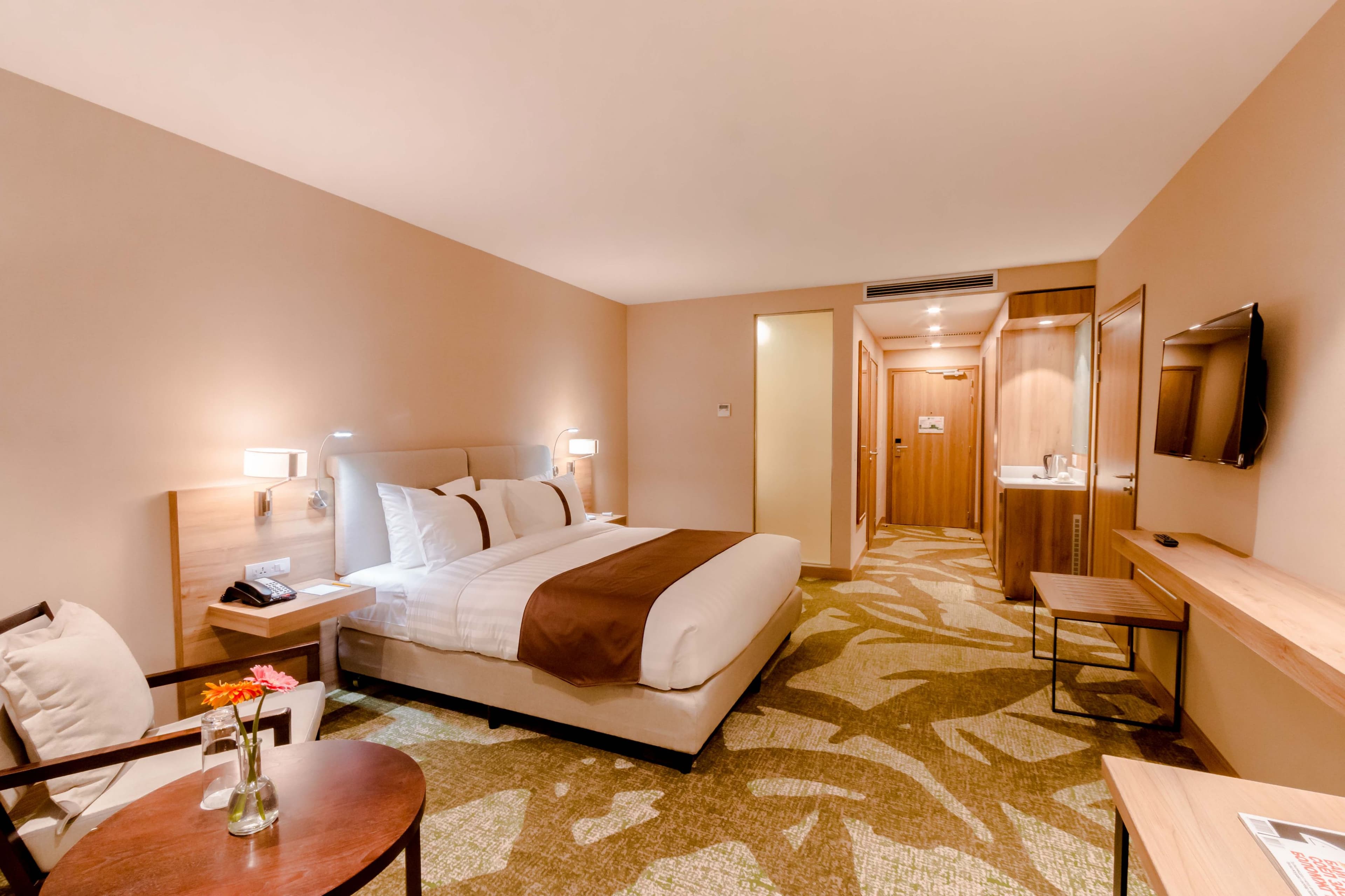 Holiday Inn Ulaanbaatar — 7