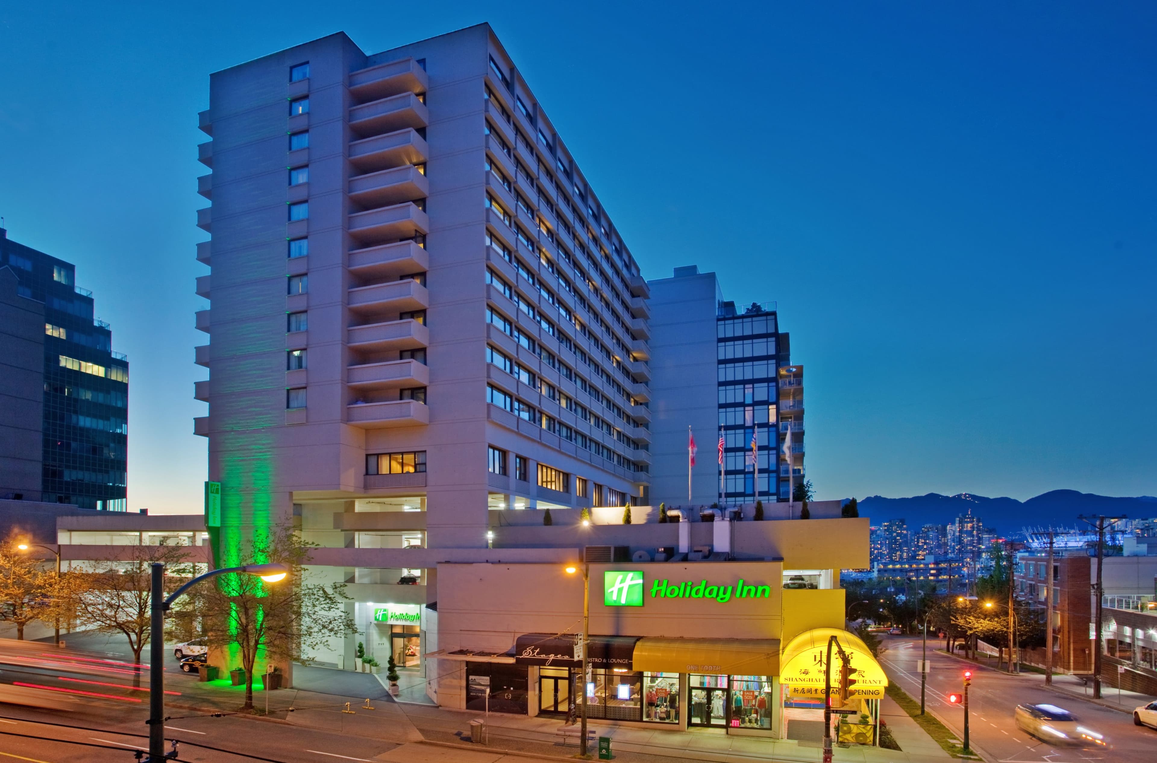 Holiday Inn Vancouver-Centre (Broadway) - Image 1