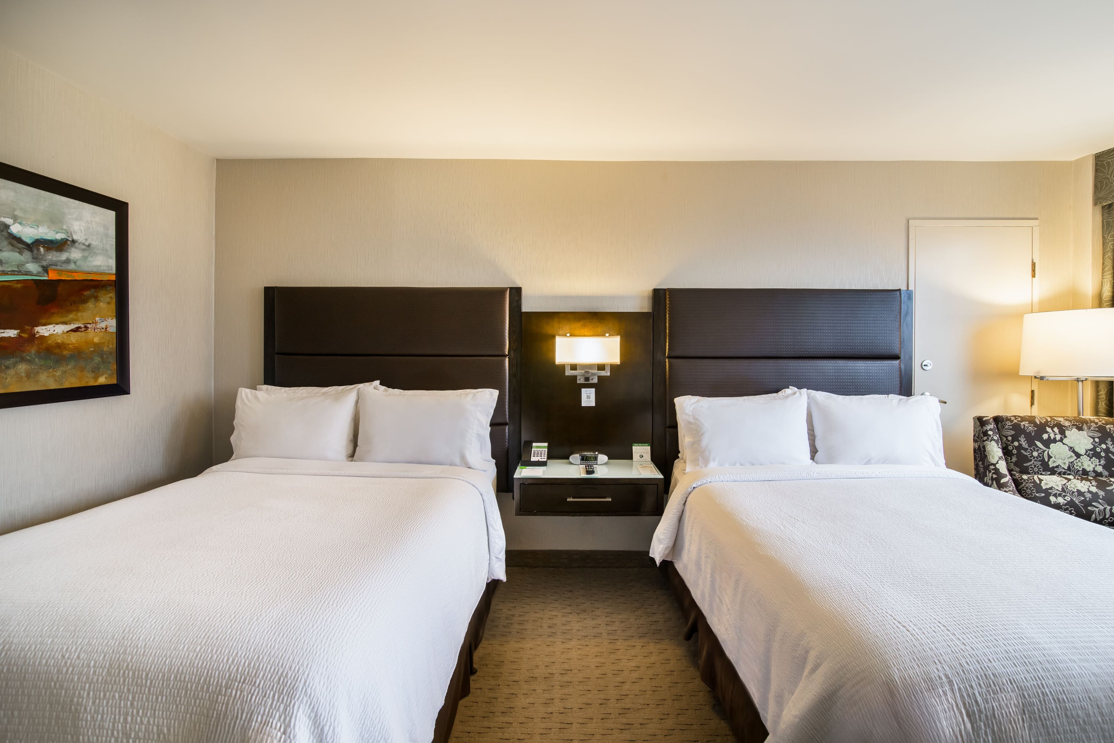 Holiday Inn Vancouver-Centre (Broadway) — 18