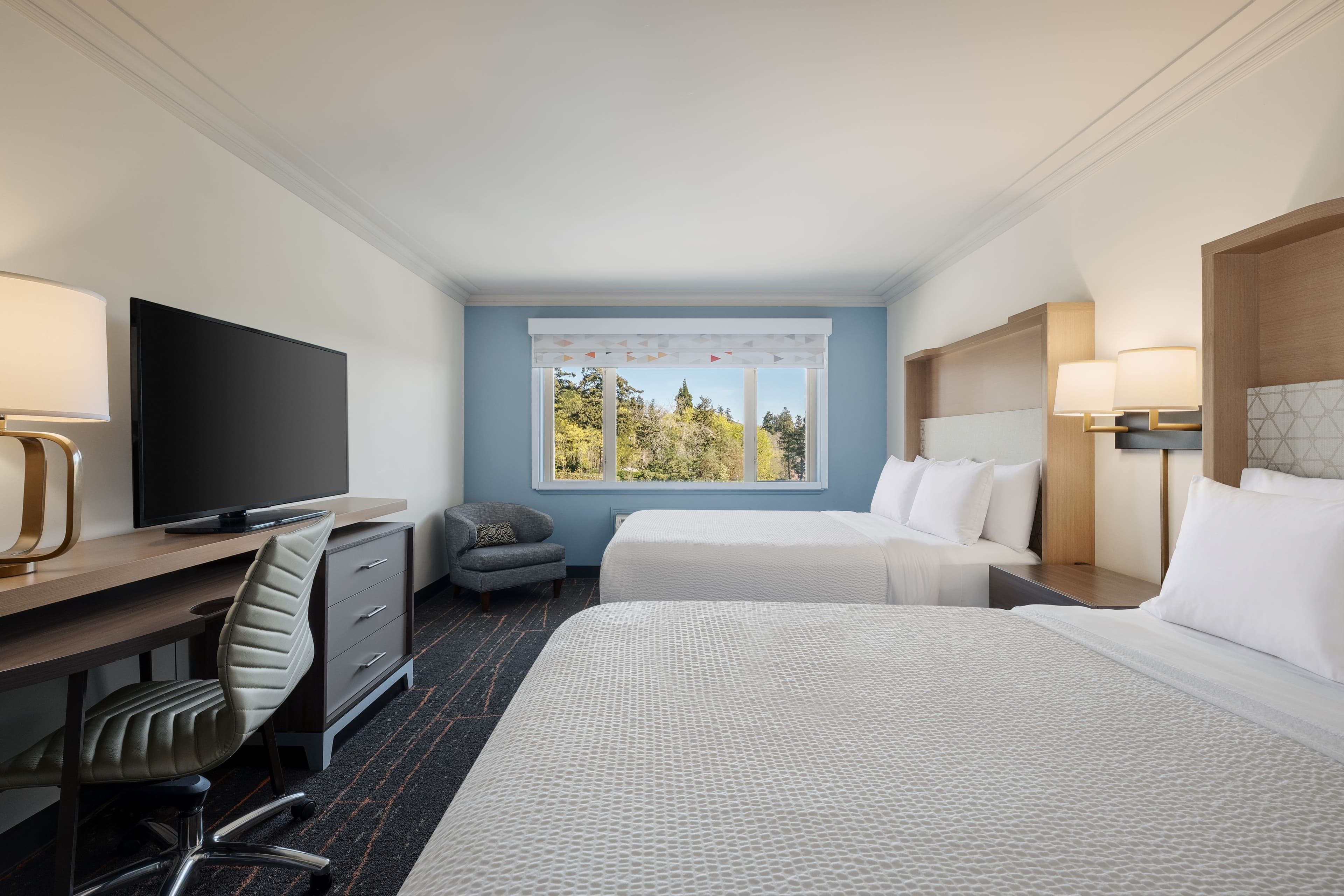 Holiday Inn Victoria – Elk Lake — 12