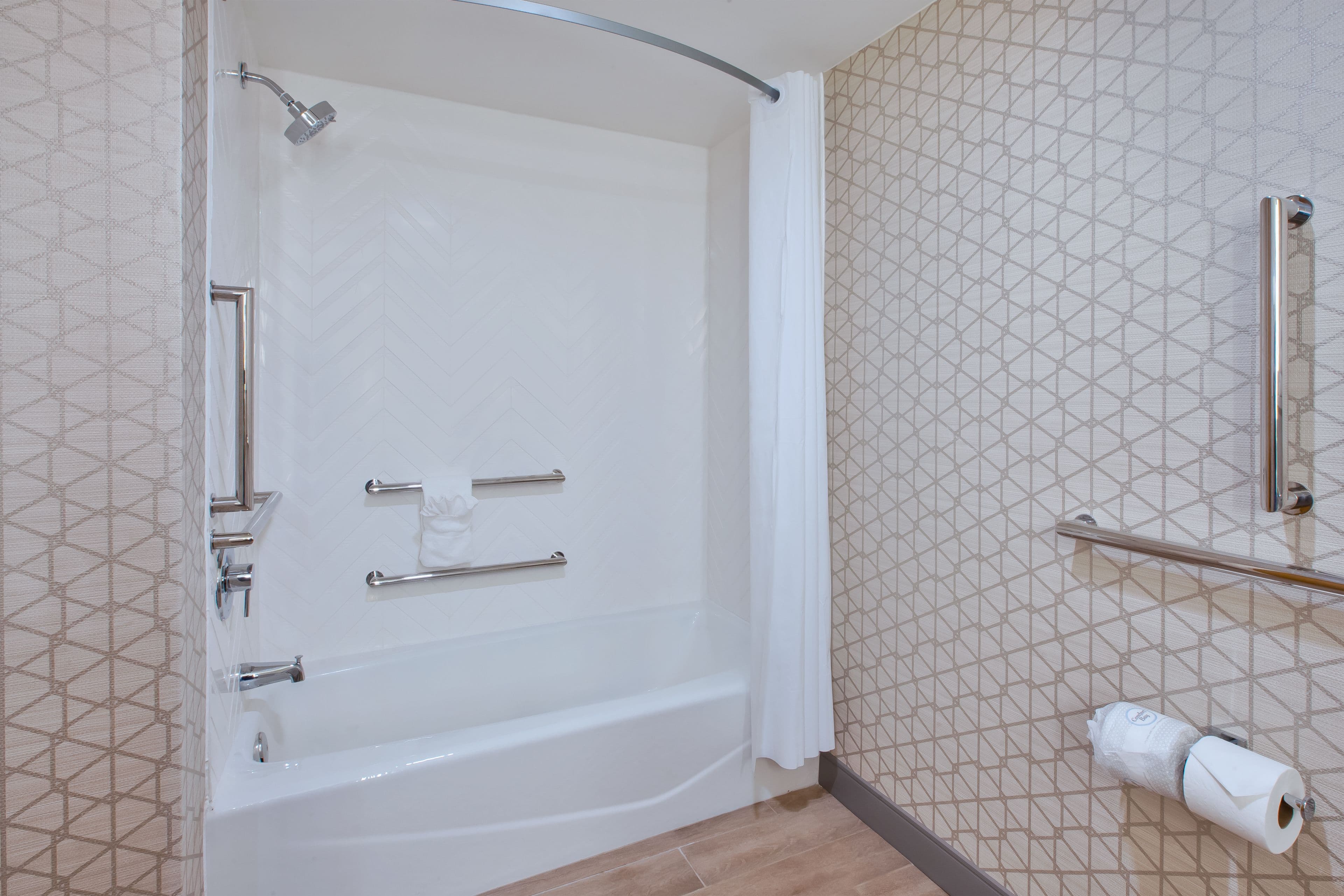 Holiday Inn Va Beach-Oceanside (21st St) — 16
