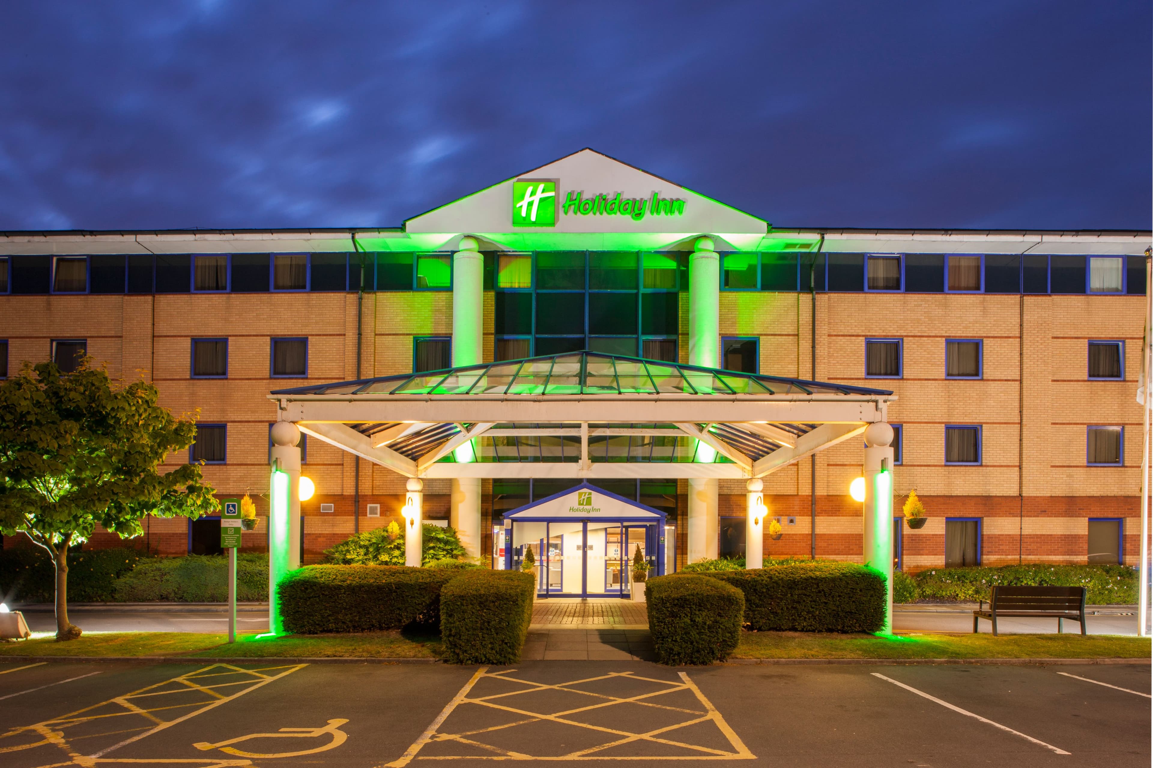Holiday Inn Warrington - Image 1