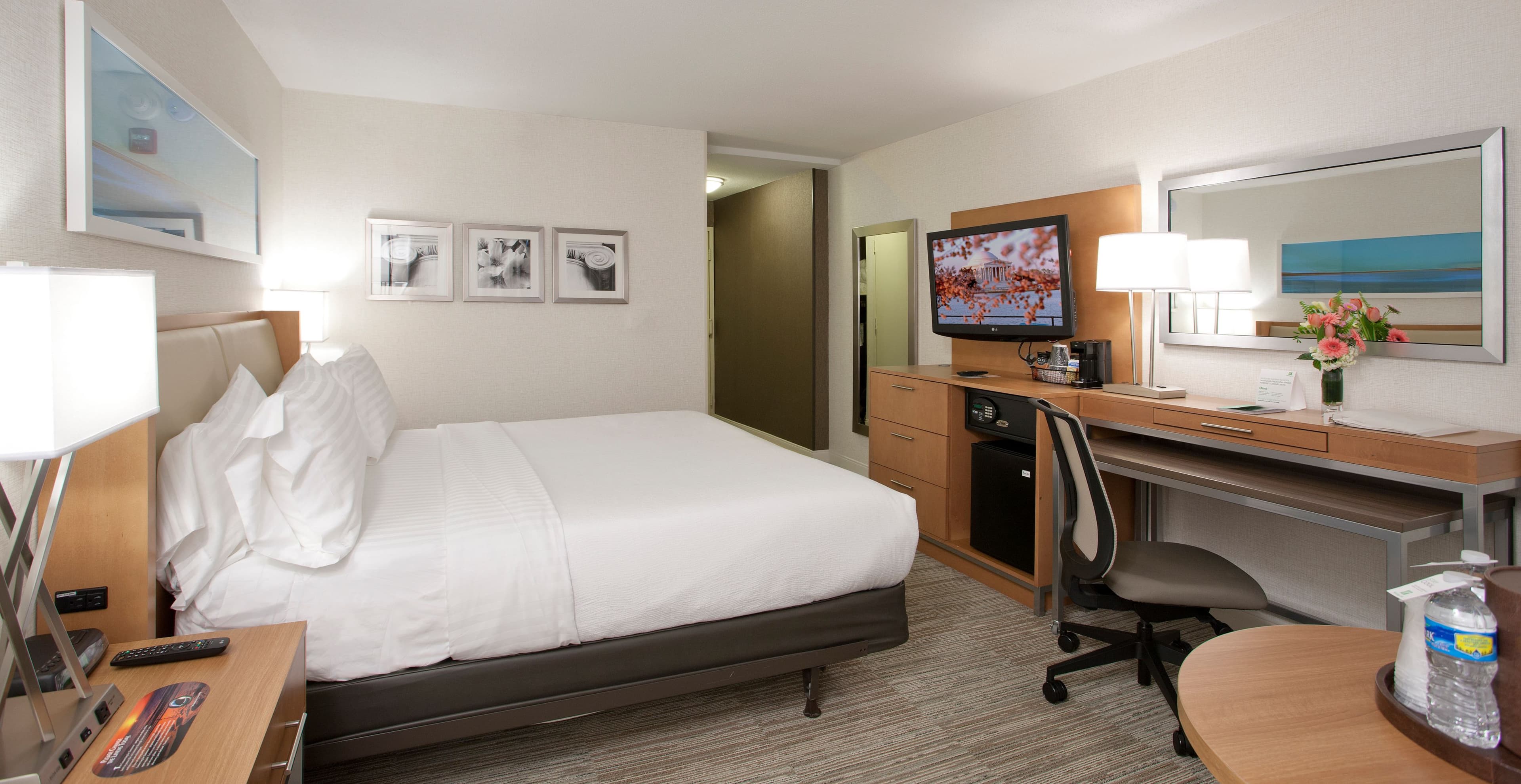 Holiday Inn Washington-Central/White House — 71