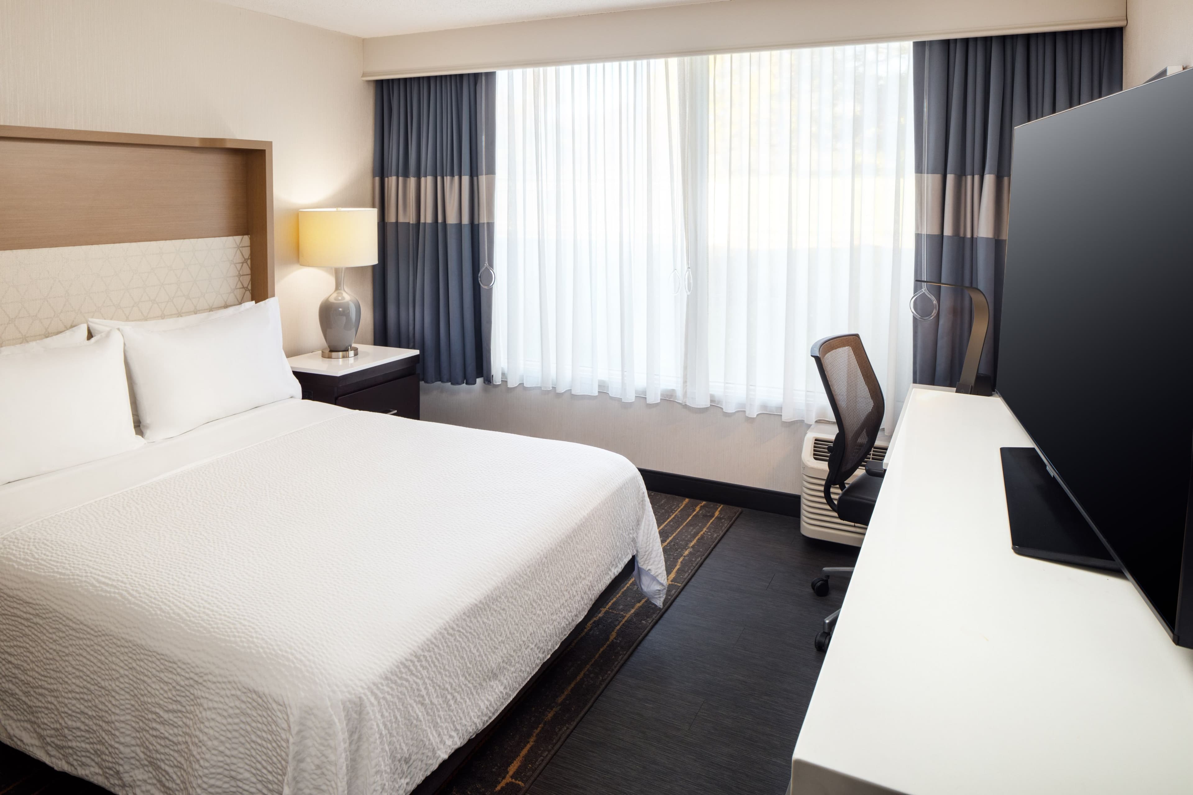 Holiday Inn Weirton - Steubenville Area — 11