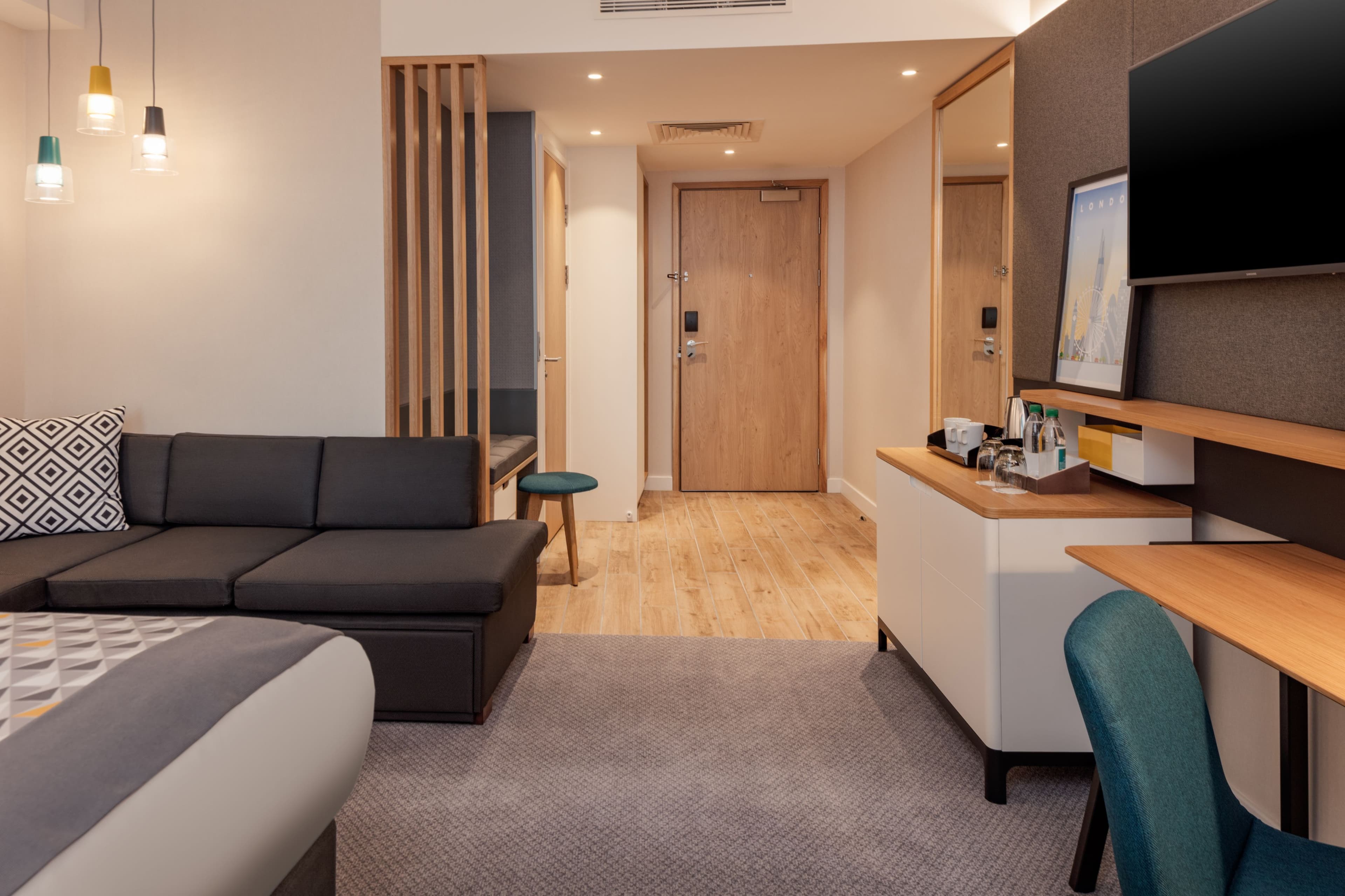 Holiday Inn London - Heathrow Bath Road - Image 5