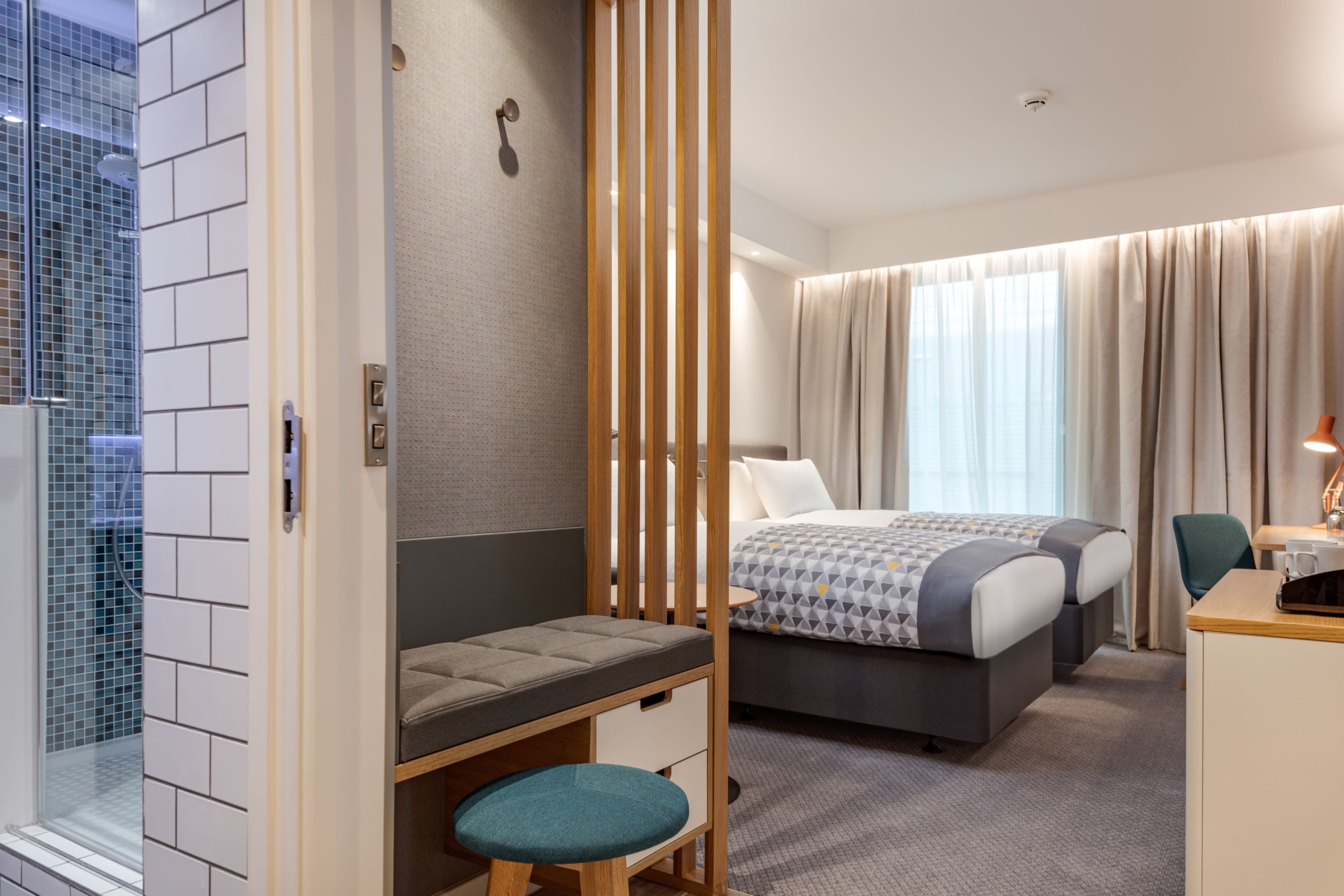 Holiday Inn London - Heathrow Bath Road — 34