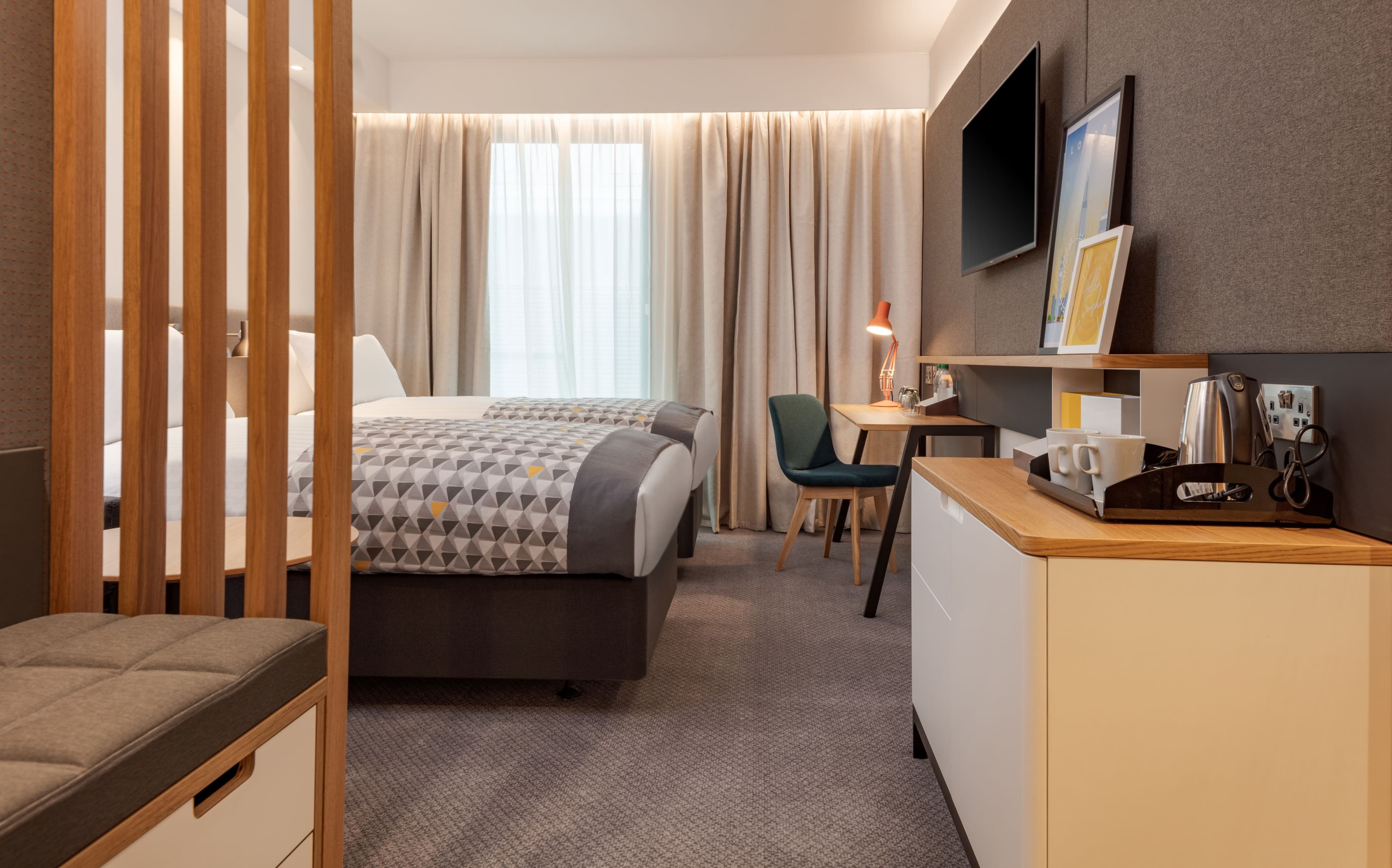 Holiday Inn London - Heathrow Bath Road — 38