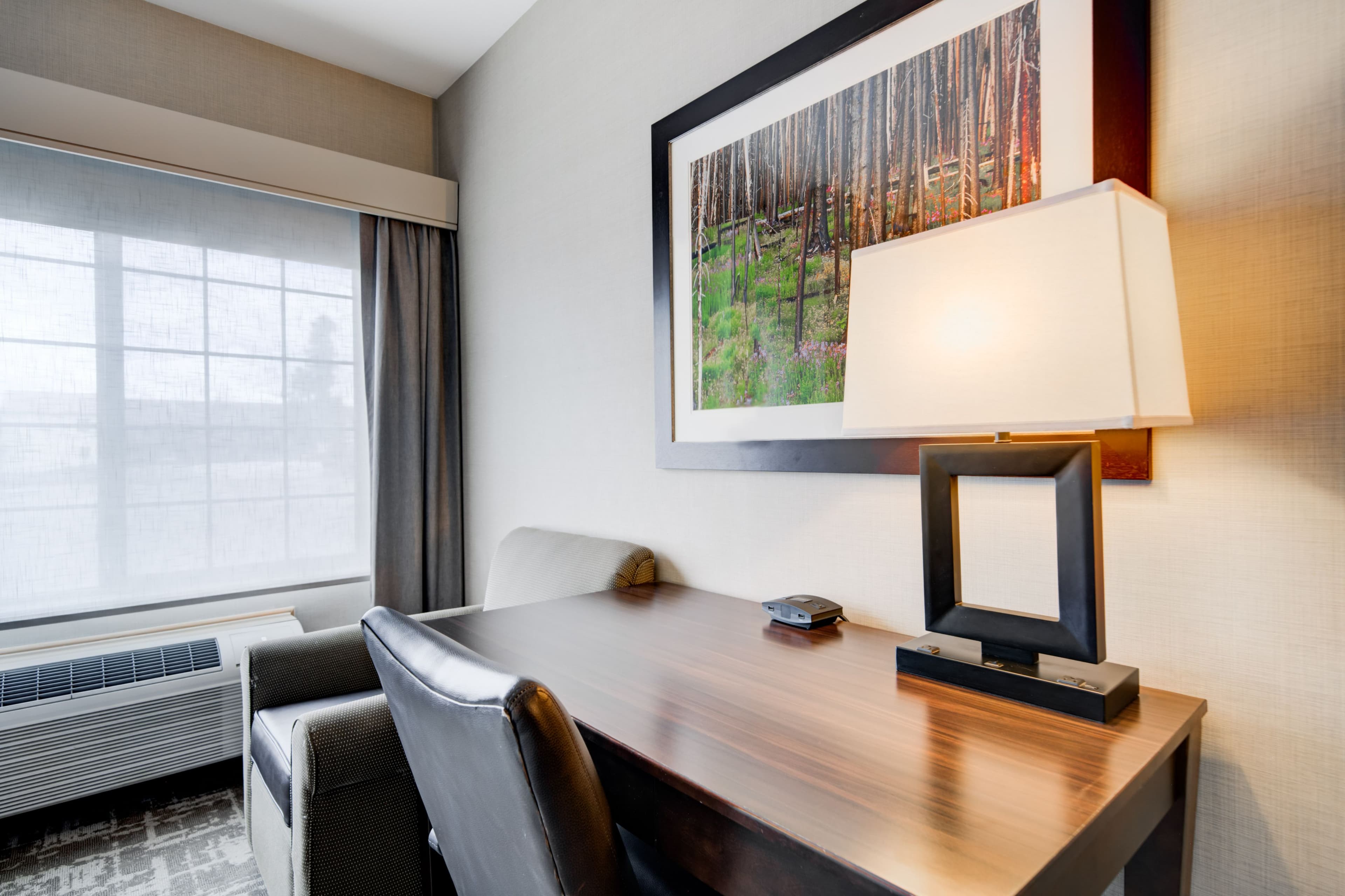 Holiday Inn West Yellowstone - Image 4