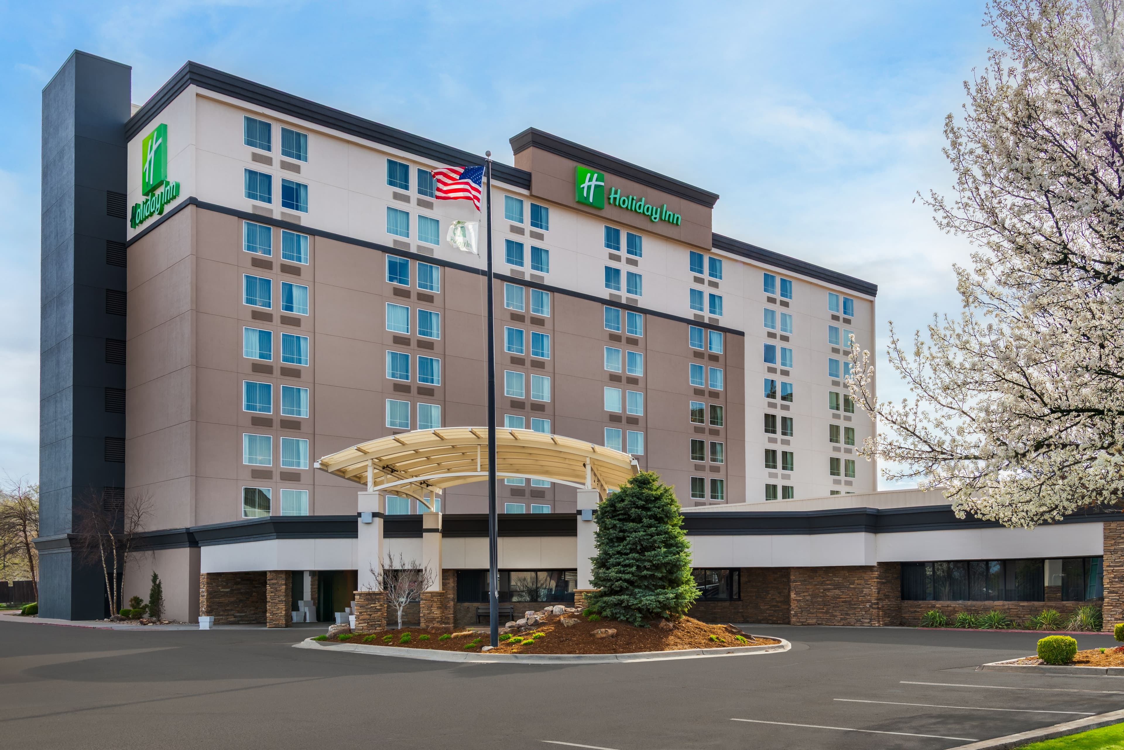 Holiday Inn Wichita East I-35 - Image 1