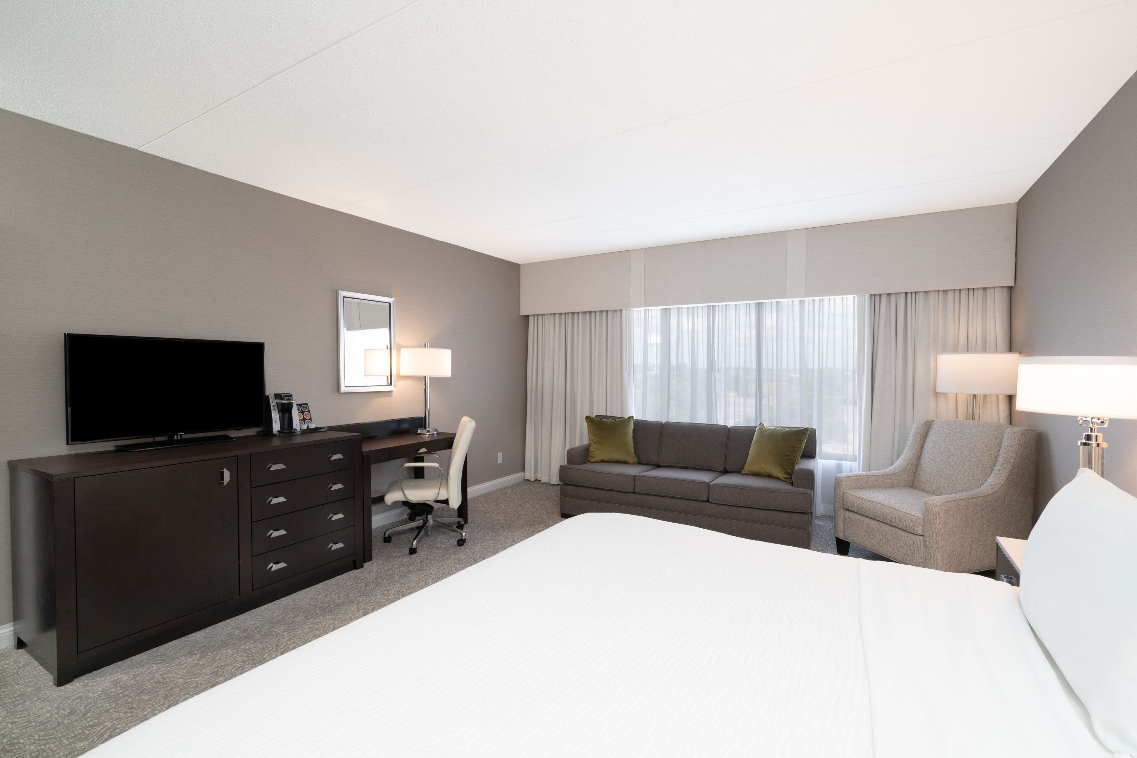 Holiday Inn Wilmington — 8