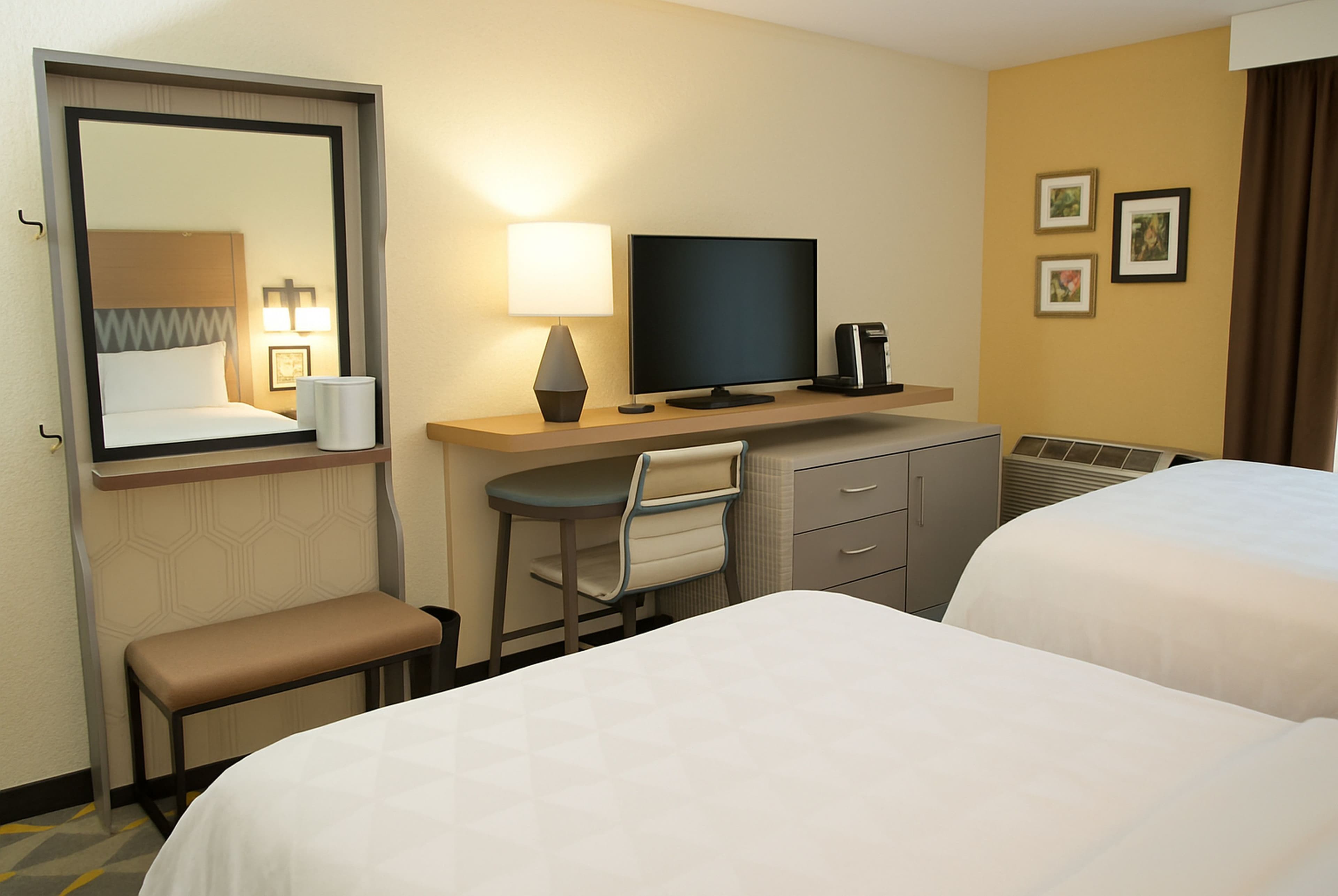 Holiday Inn Portland- I-5 S (Wilsonville) — 33