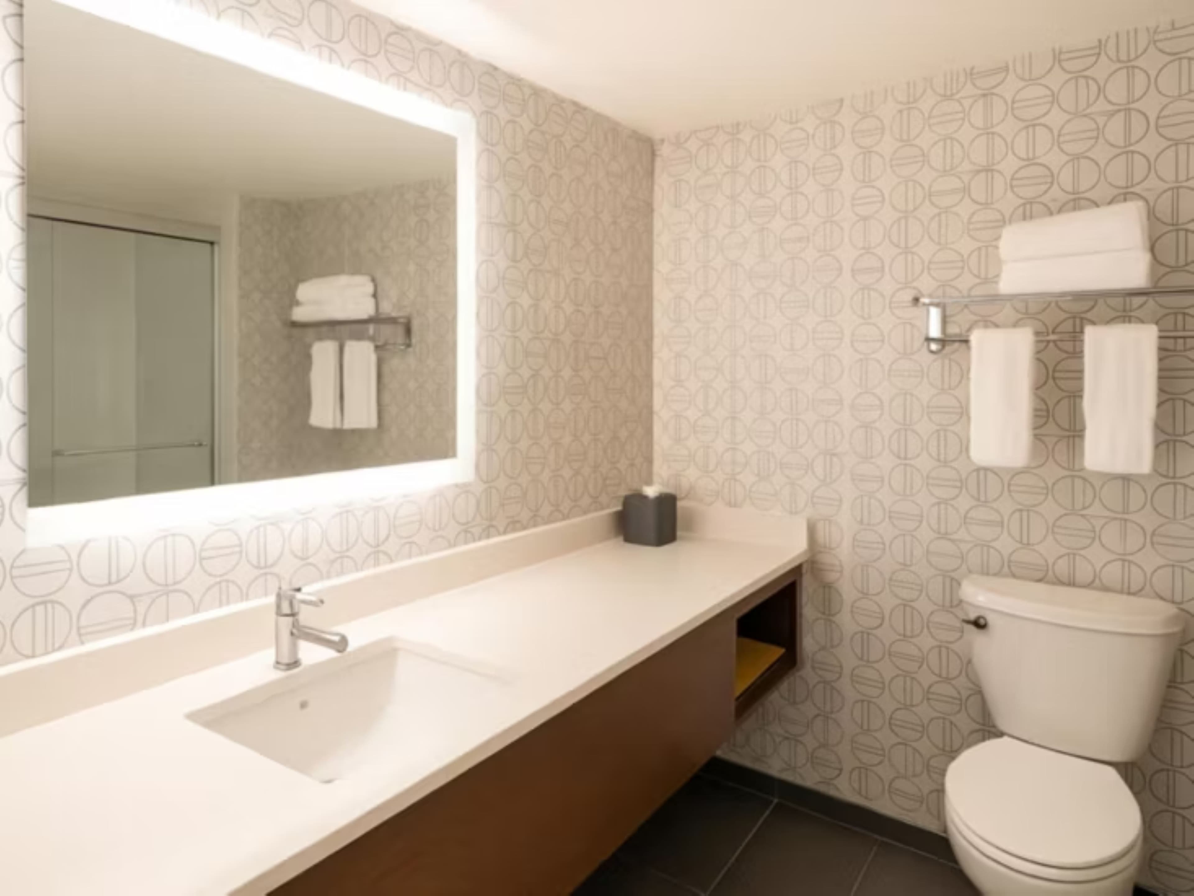 Holiday Inn Portland- I-5 S (Wilsonville) - Image 3