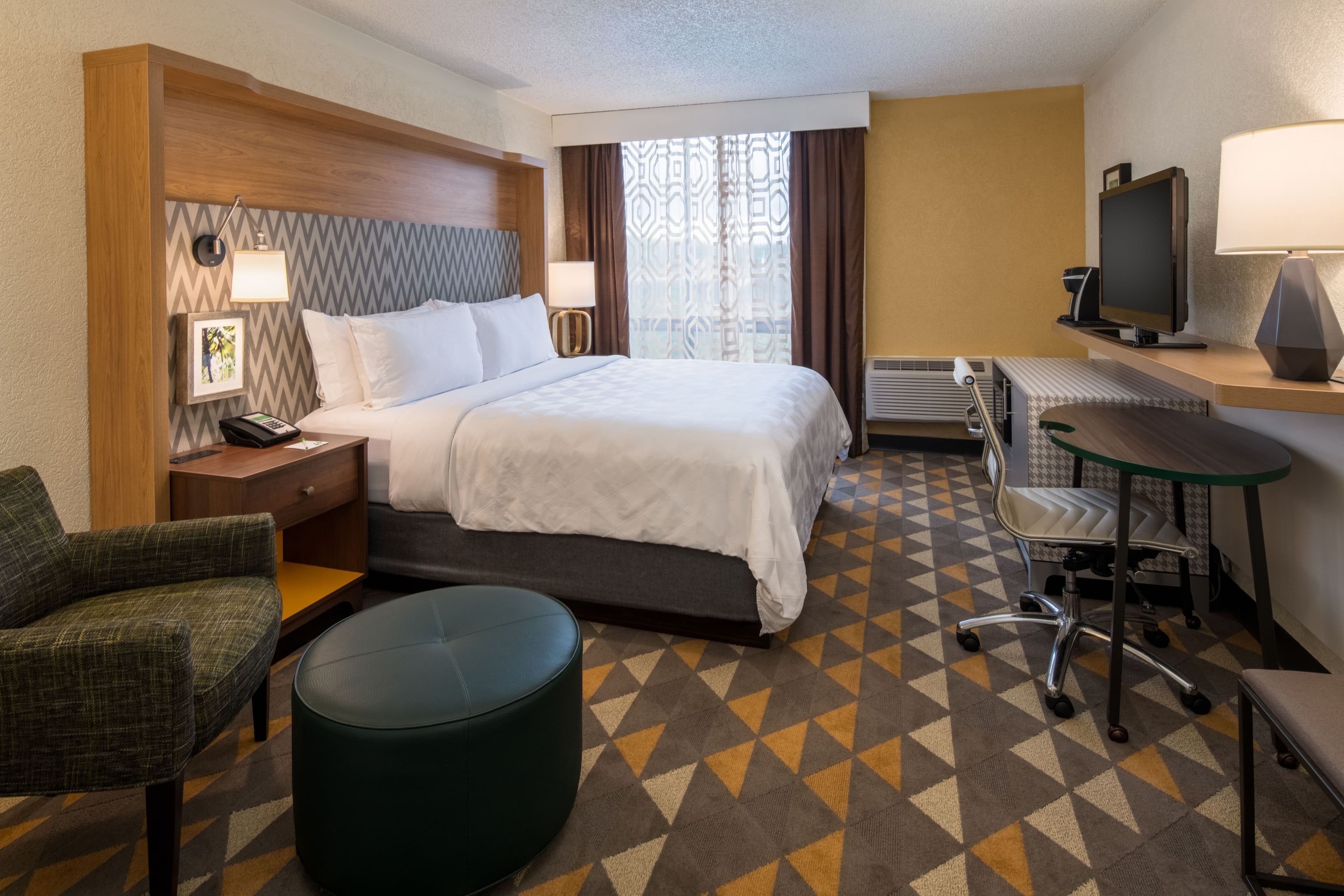 Holiday Inn Portland- I-5 S (Wilsonville) - Image 4