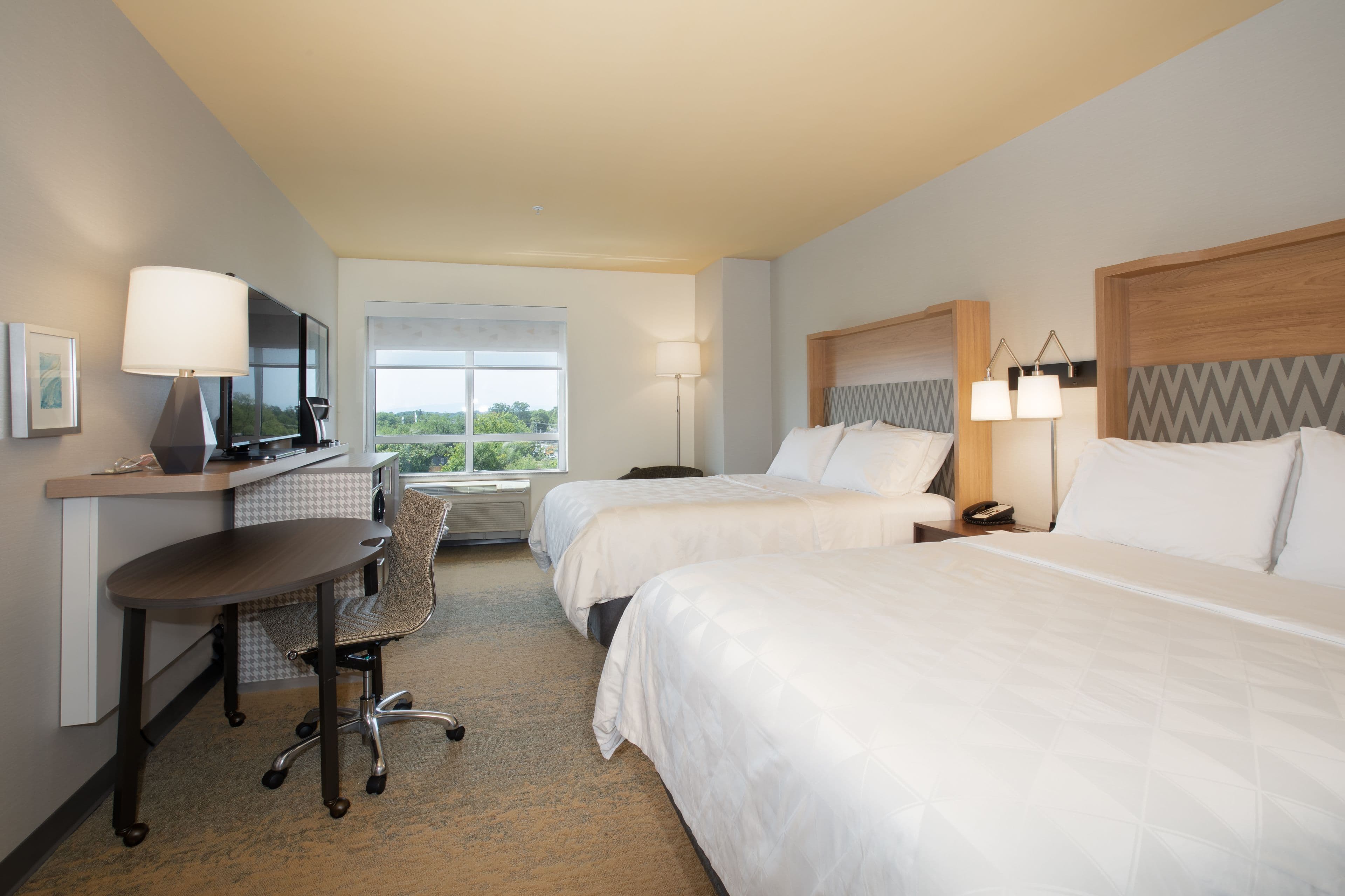 Holiday Inn Winchester SE-Historic Gateway — 13