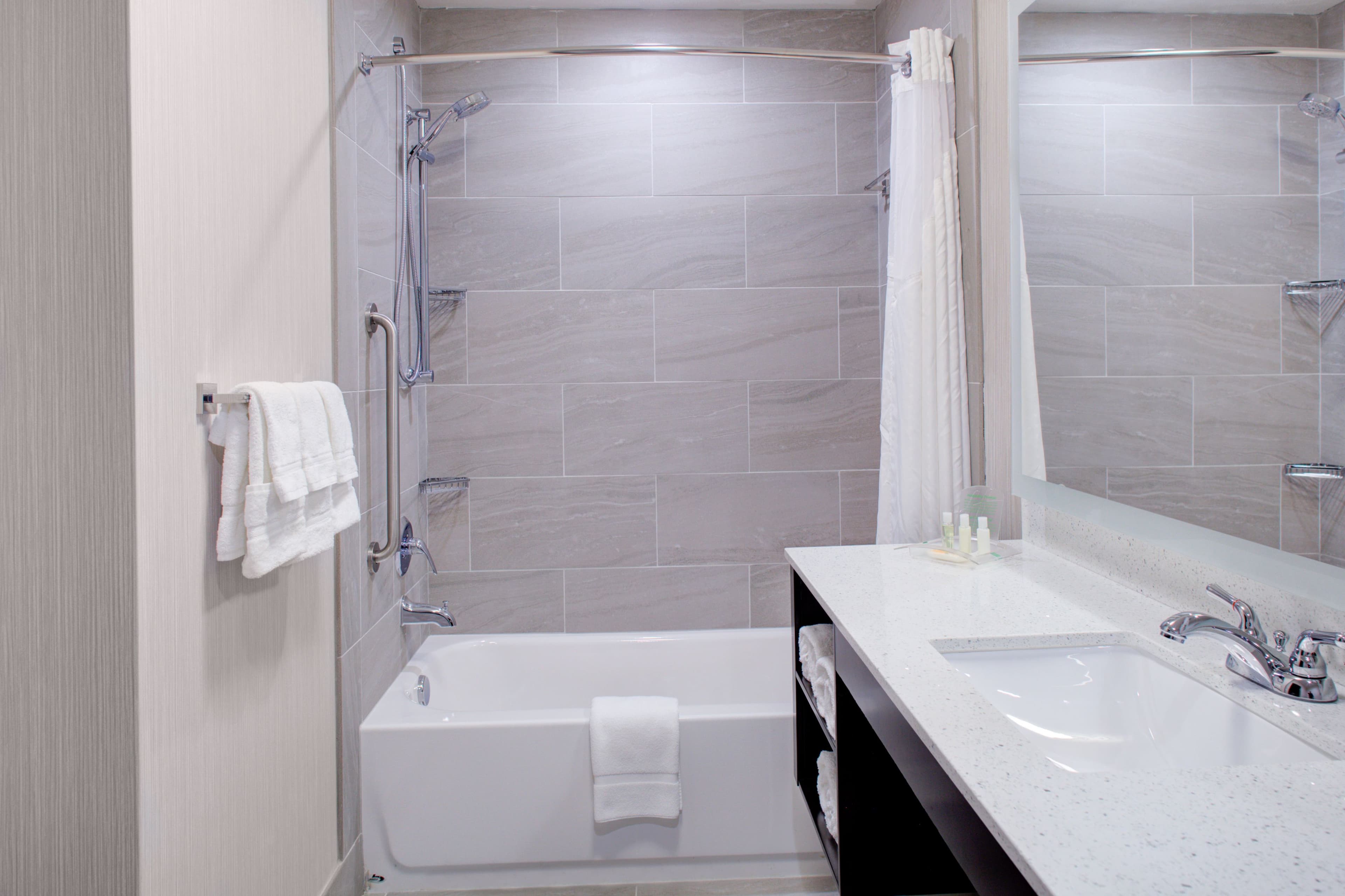 Holiday Inn Windsor - Wine Country — 7