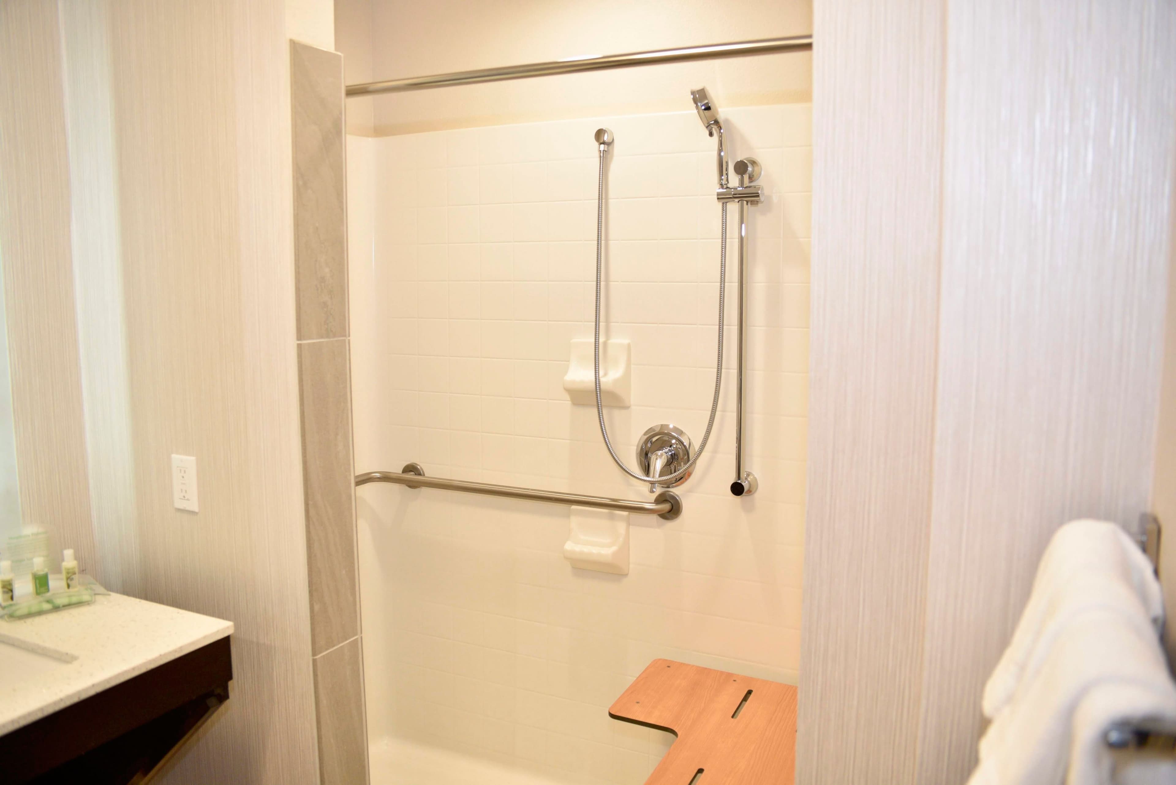 Holiday Inn Windsor - Wine Country — 10