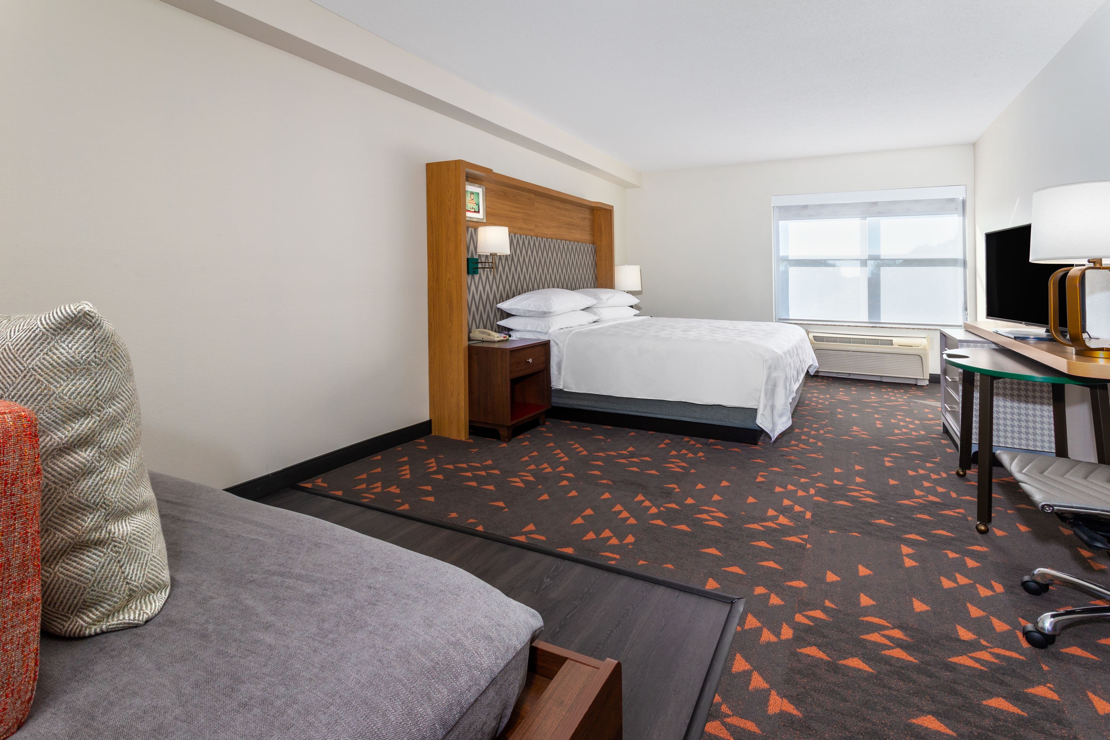 Holiday Inn Winter Haven - Image 4