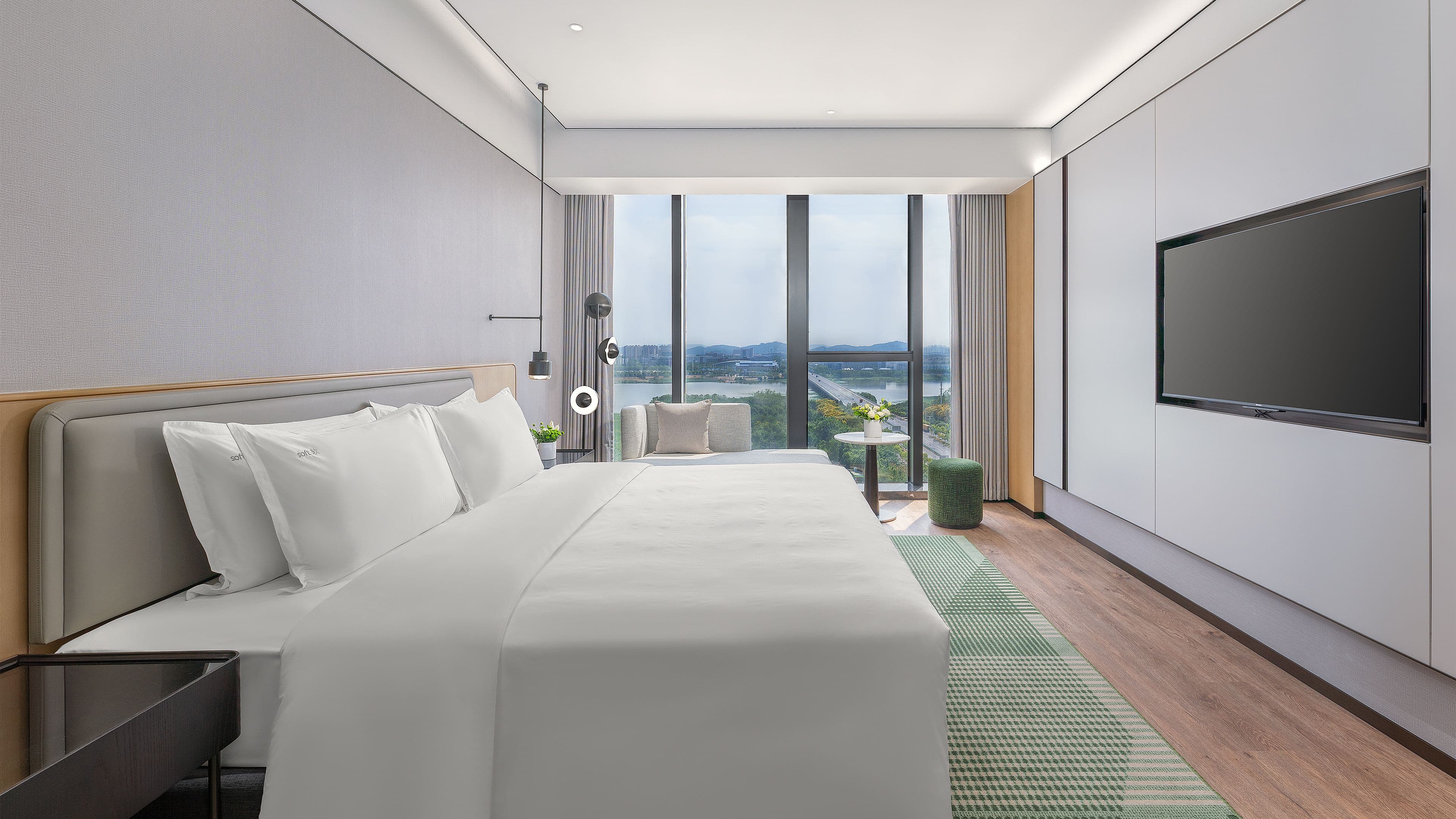 Holiday Inn Wuhan Houguan Lake — 12