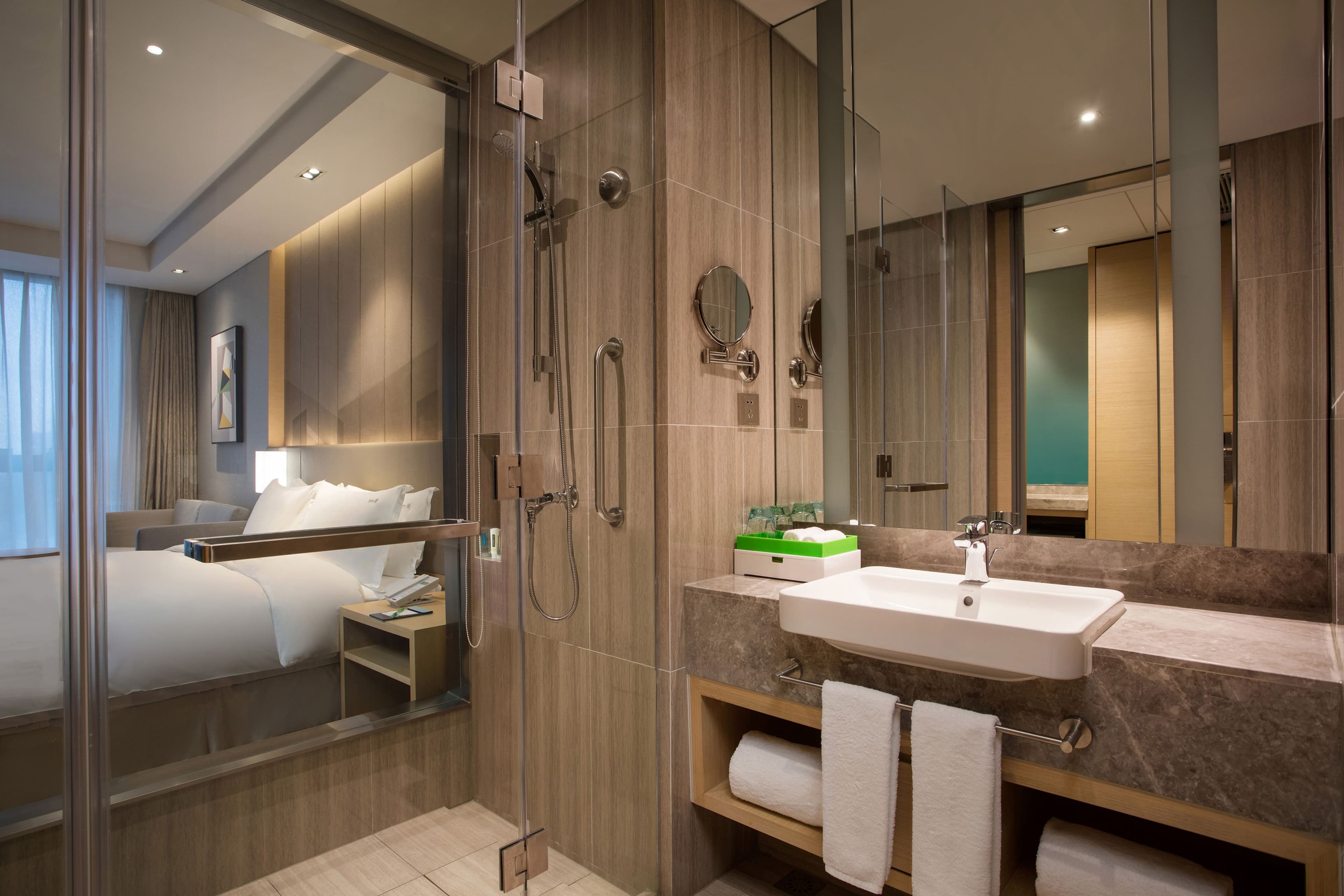 Holiday Inn Wuxi Taihu New City - Image 3