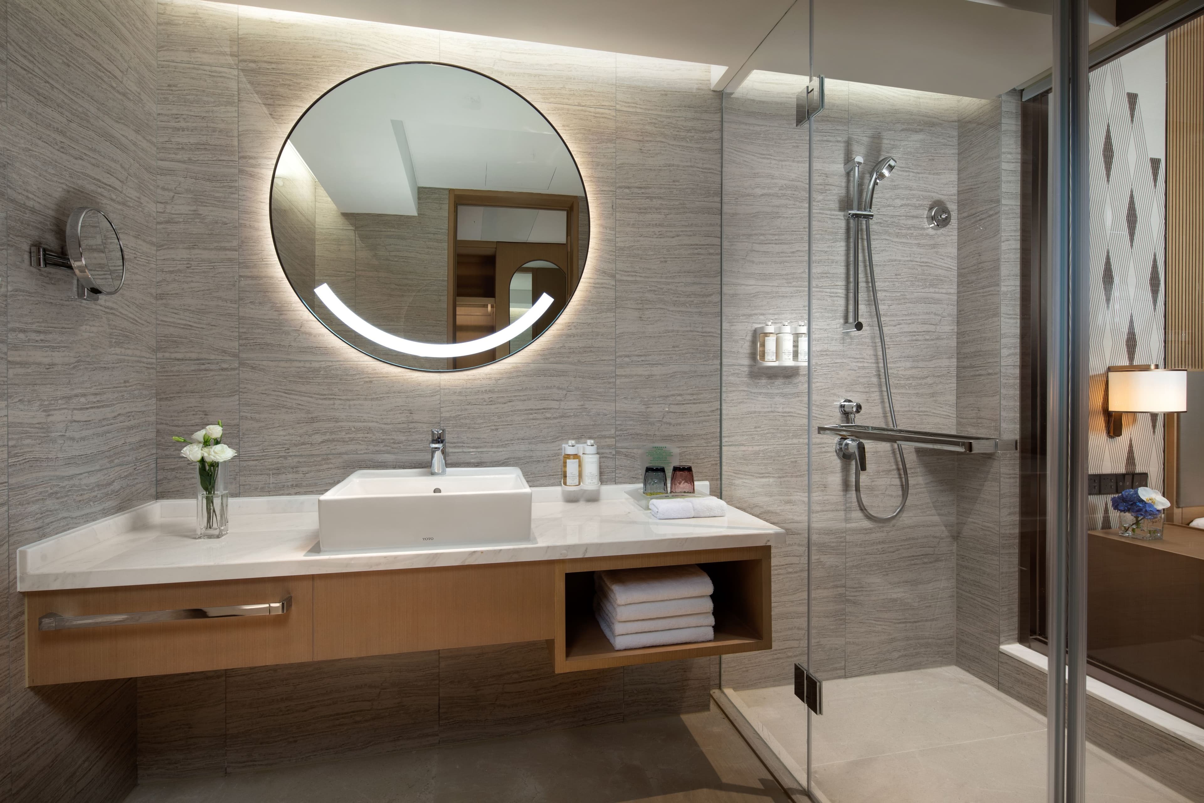 Holiday Inn Wuxi Central Station — 6
