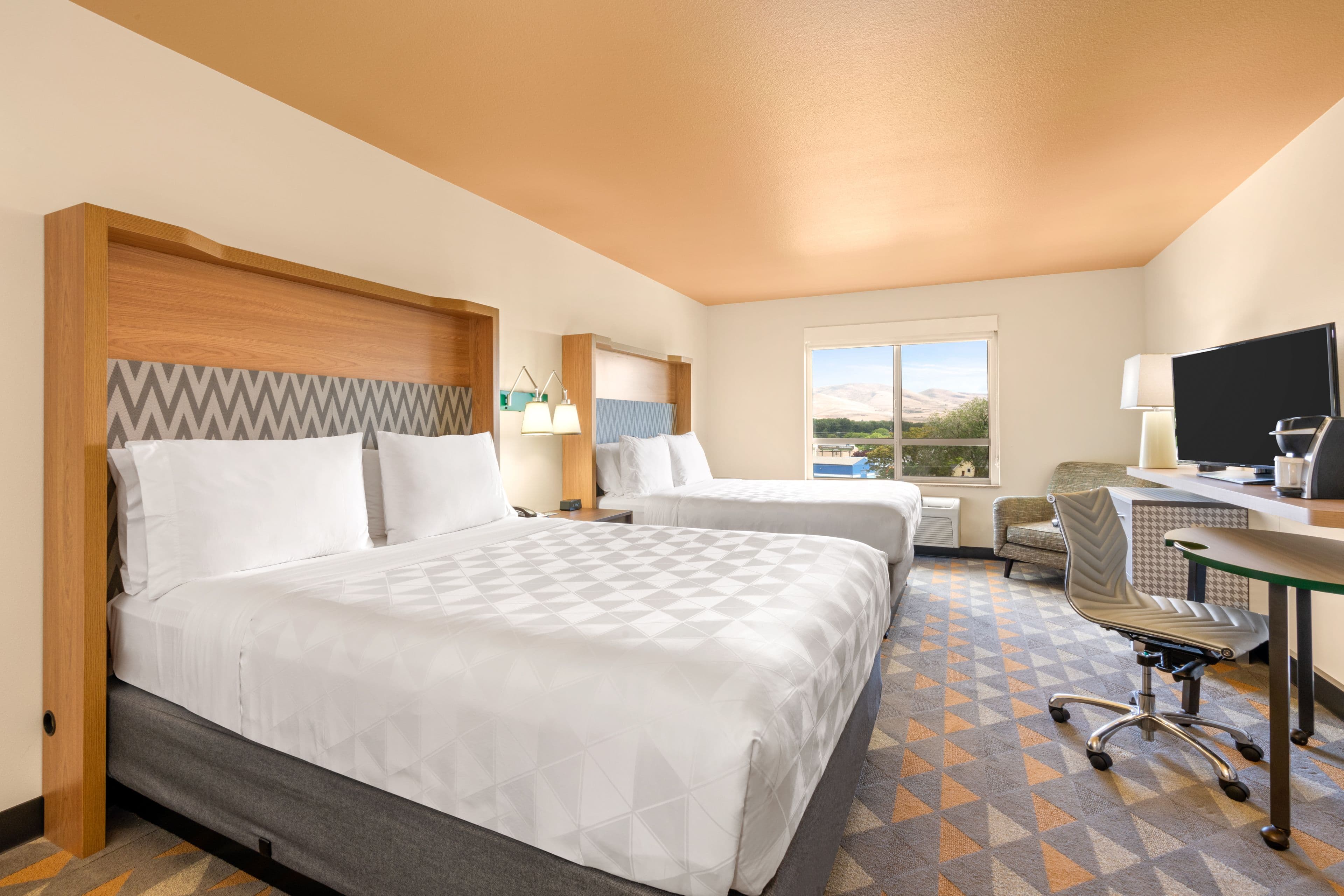 Holiday Inn Yakima — 15