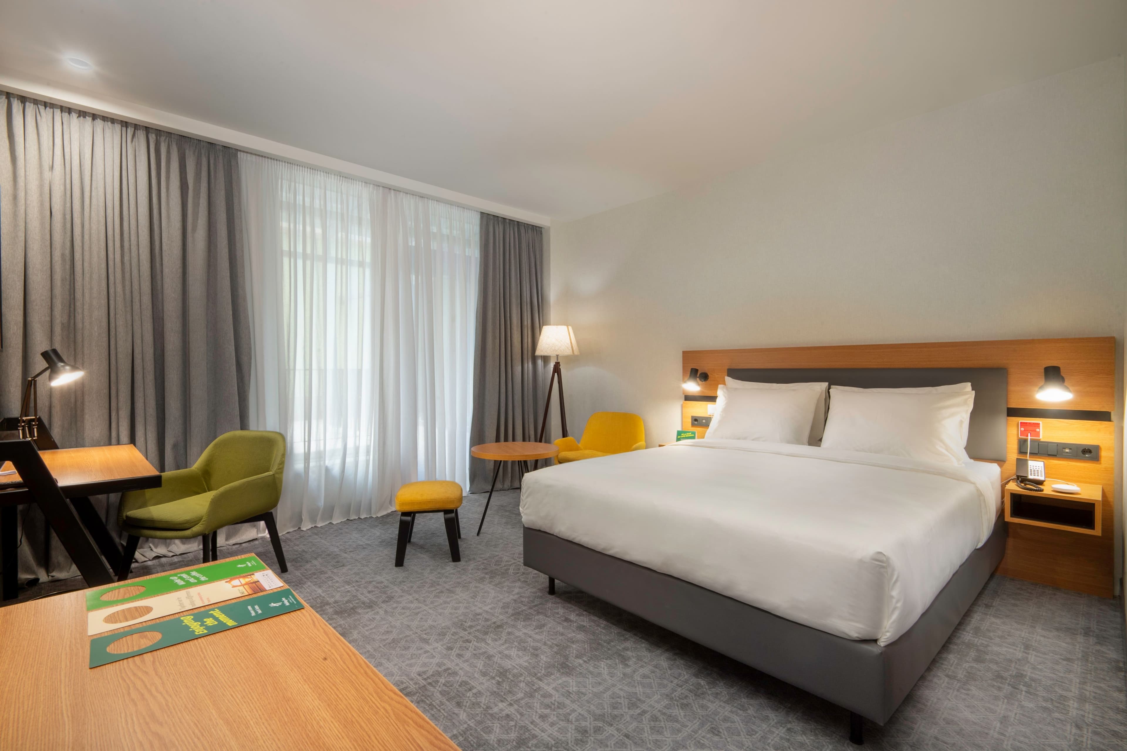 Holiday Inn Yerevan - Republic Square — 12