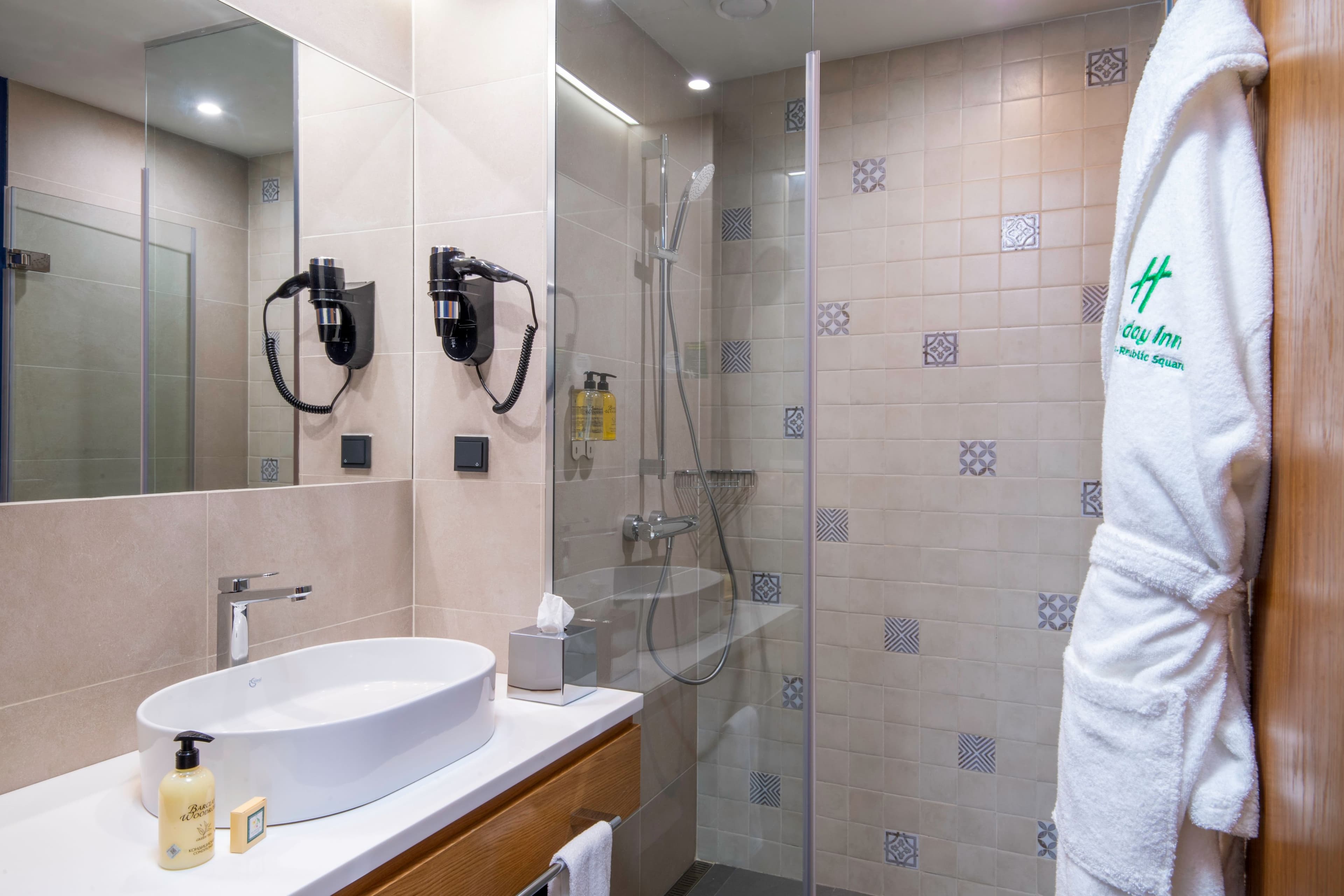Standard Room - Image 9