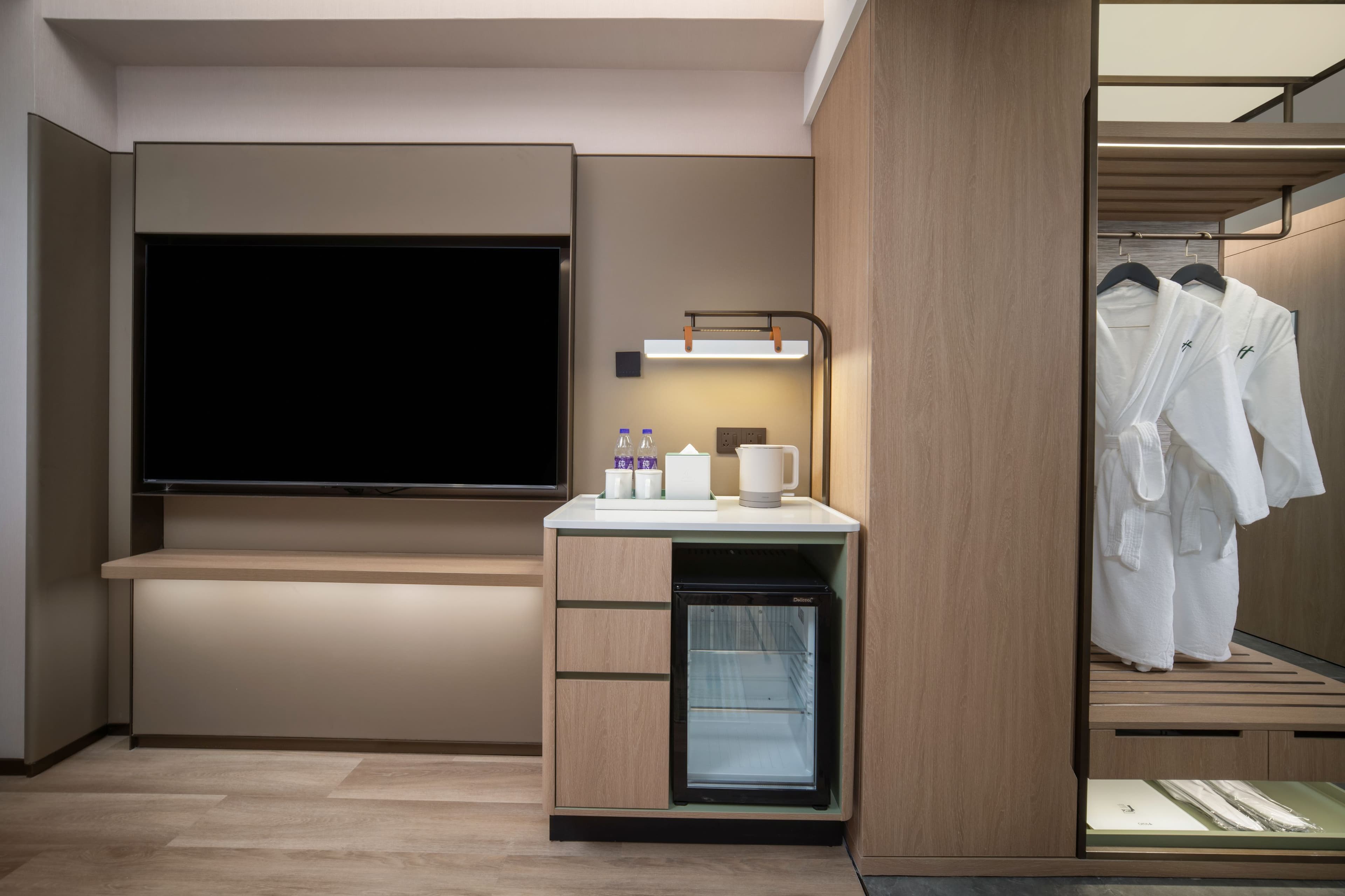 Holiday Inn Yiwu Center - Image 3