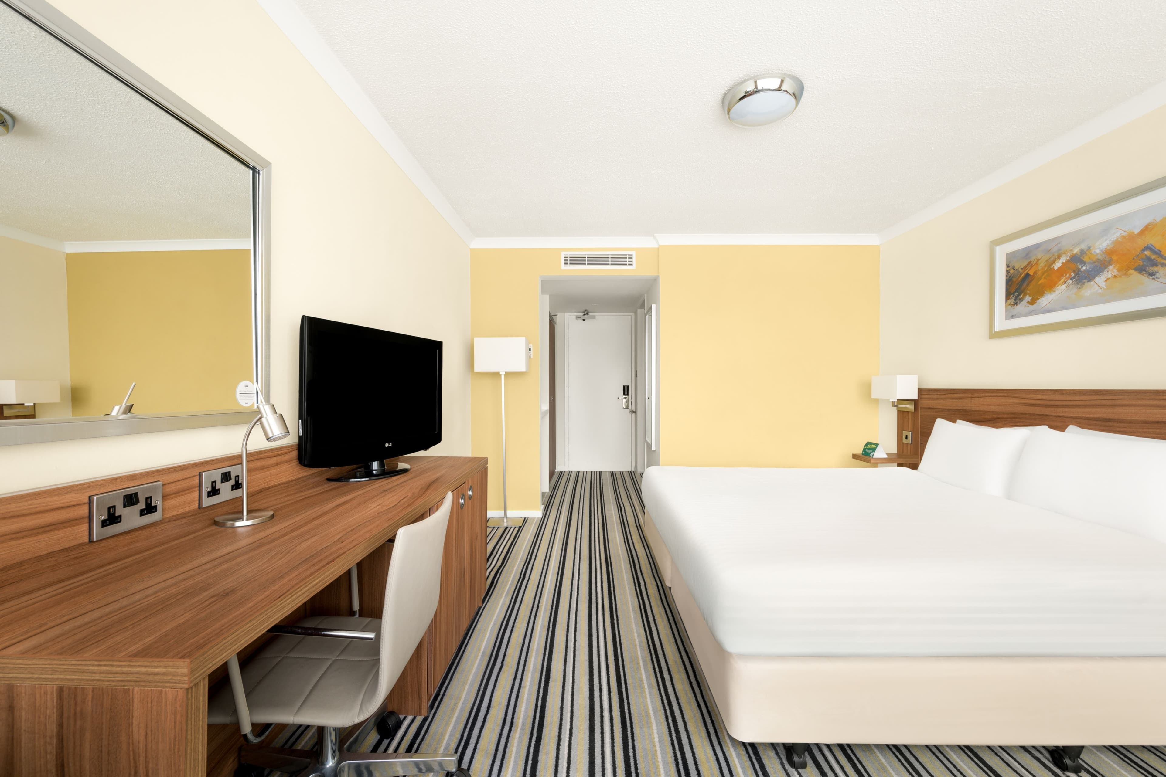 Holiday Inn York — 9