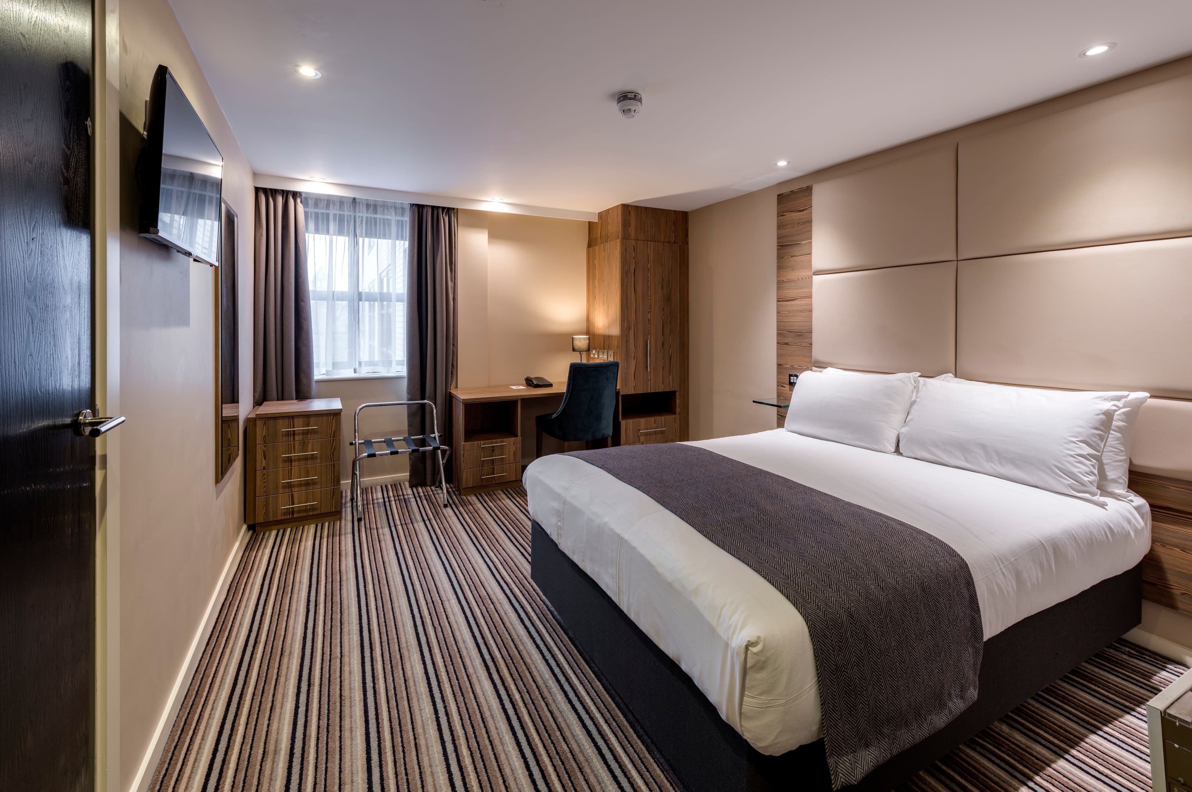 Holiday Inn York City Centre - Image 2