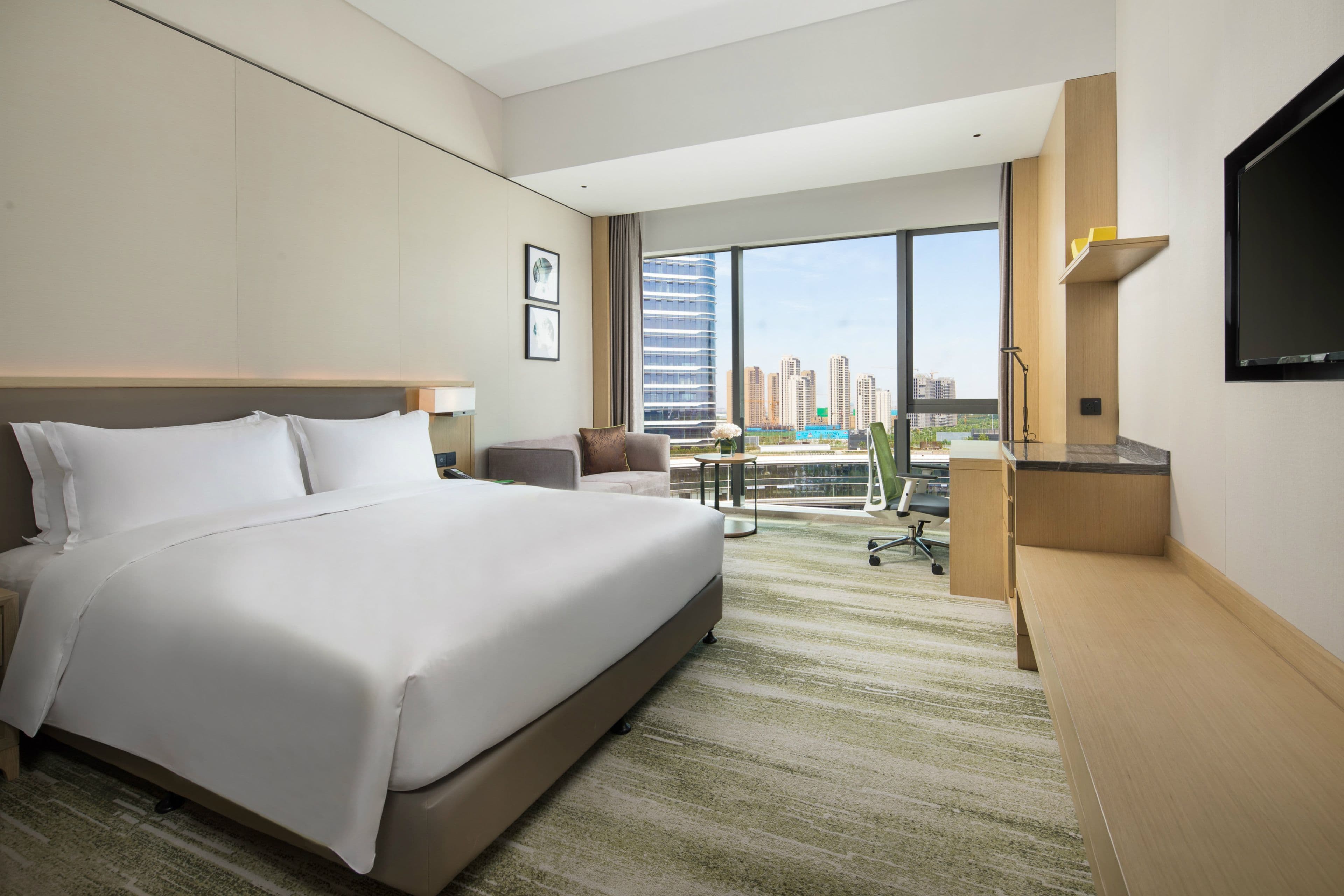 Holiday Inn Zhengzhou Riverside — 4
