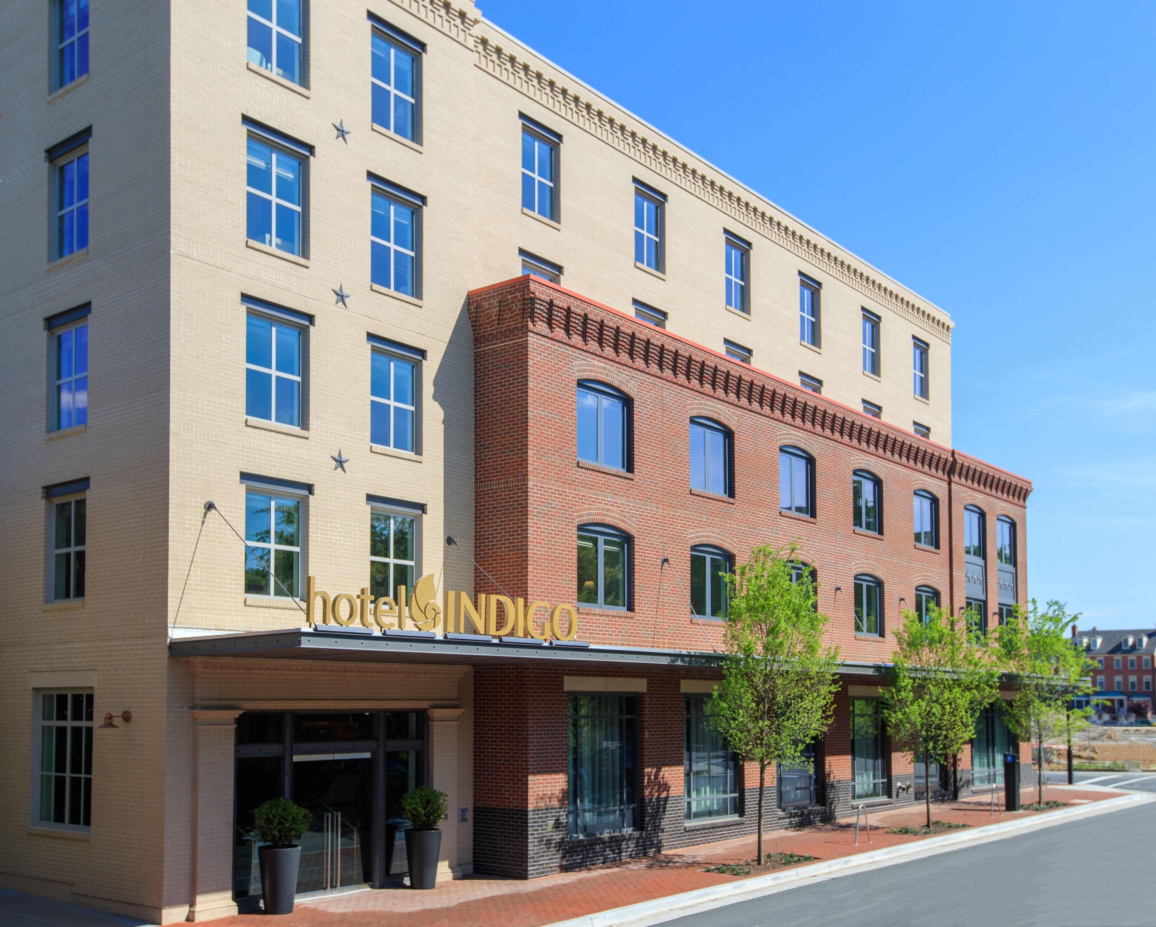 Hotel Indigo Old Town Alexandria - Image 1