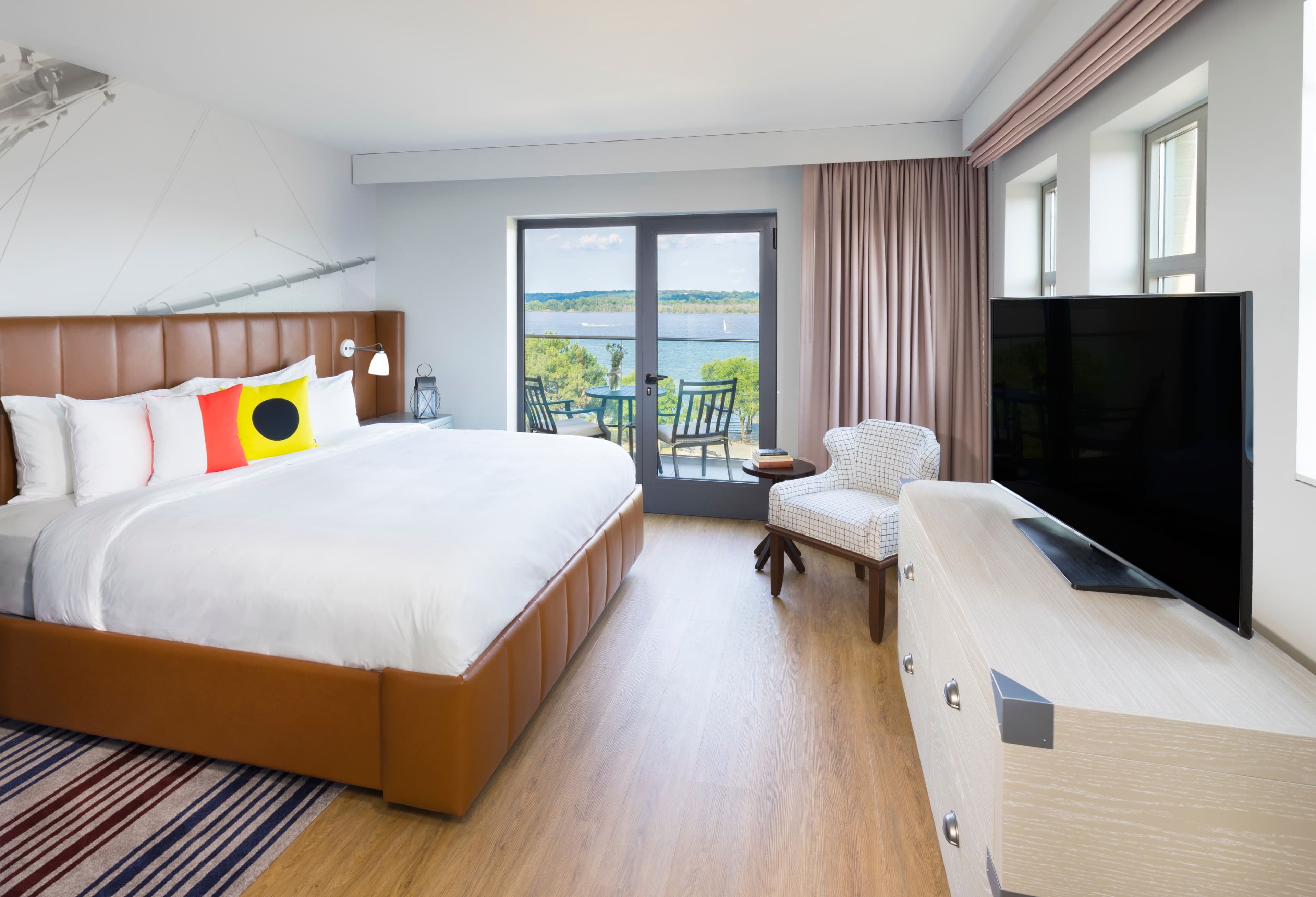 Hotel Indigo Old Town Alexandria — 43