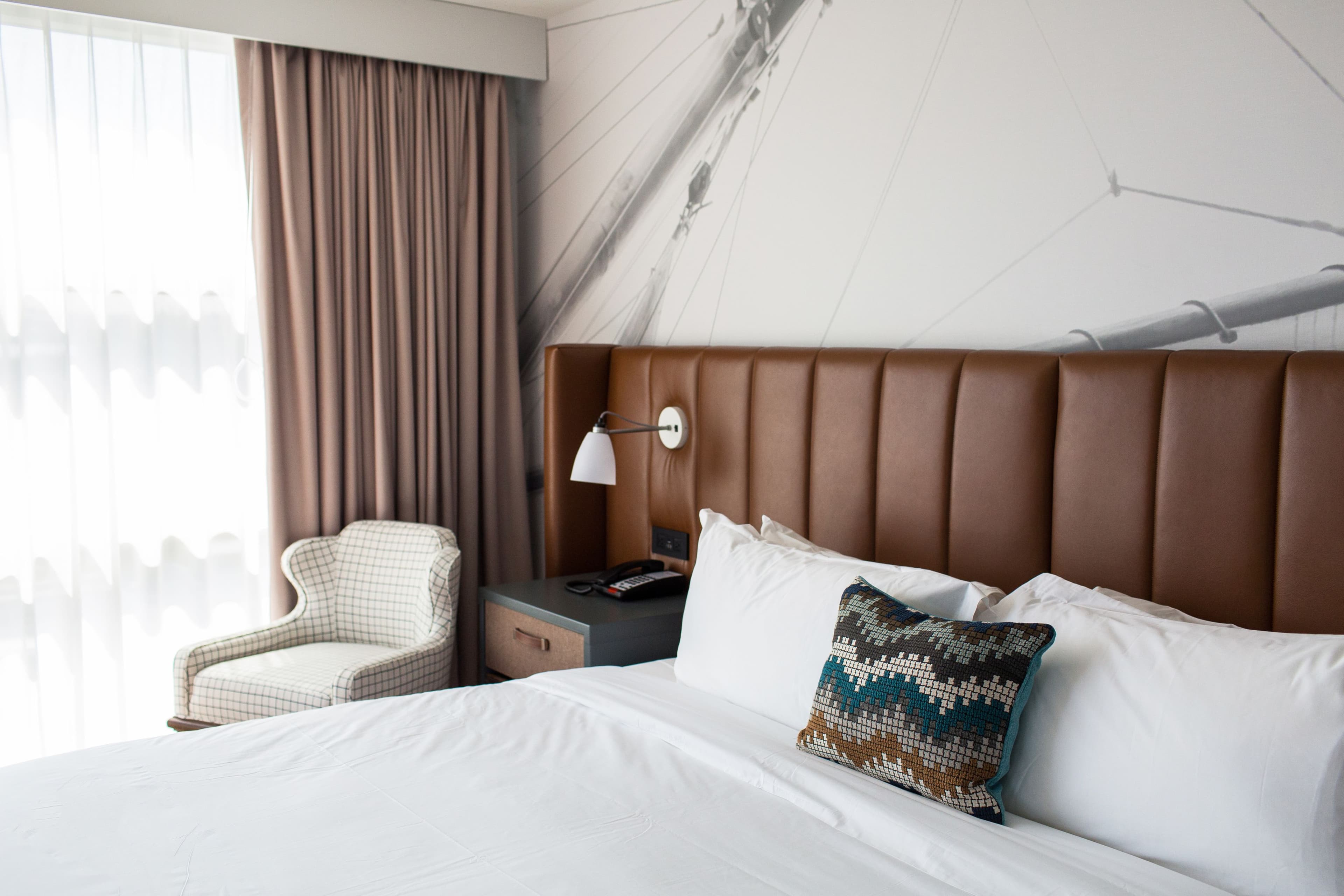 Hotel Indigo Old Town Alexandria - Image 2