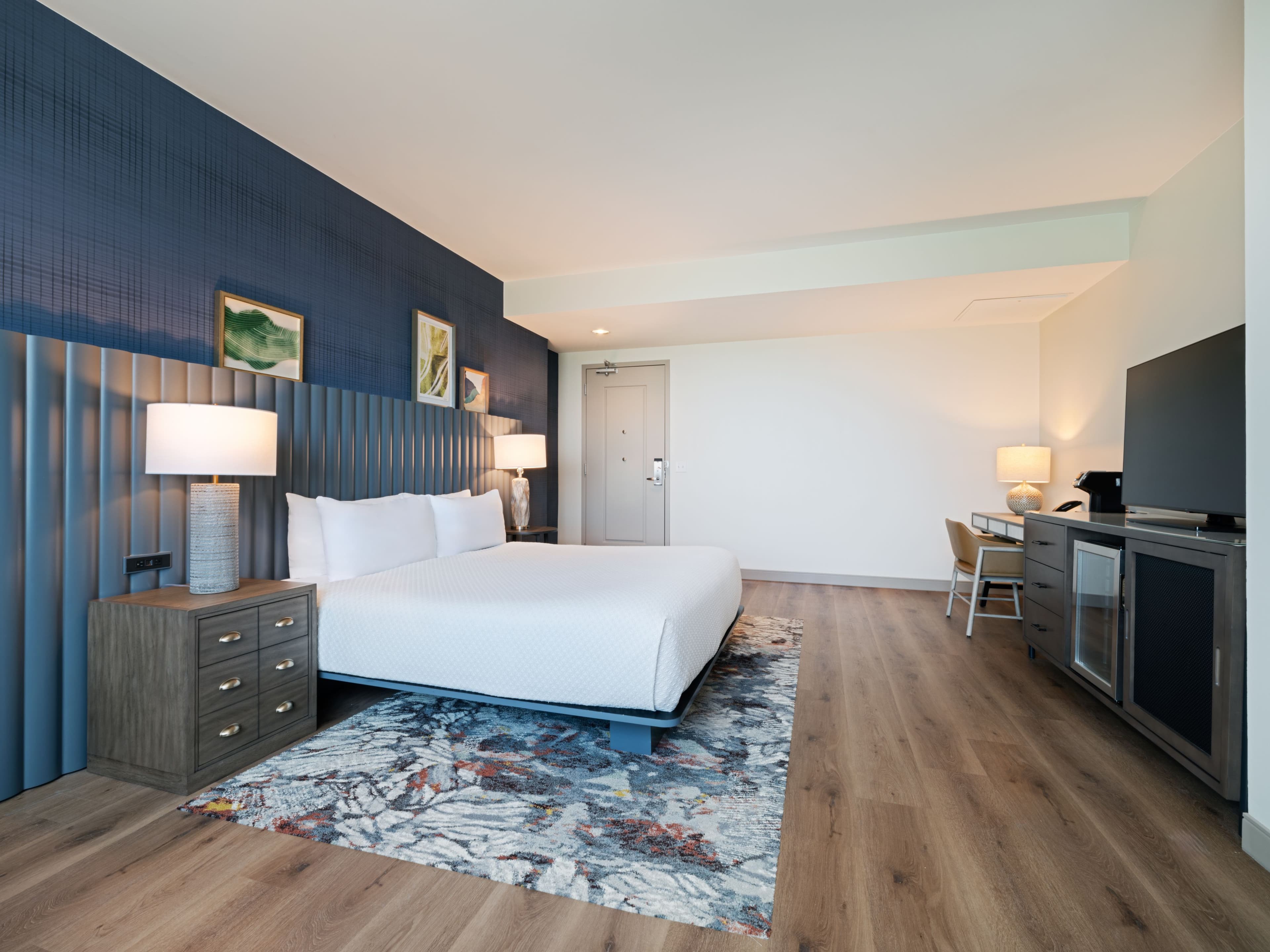 Hotel Indigo Asheville Downtown — 7