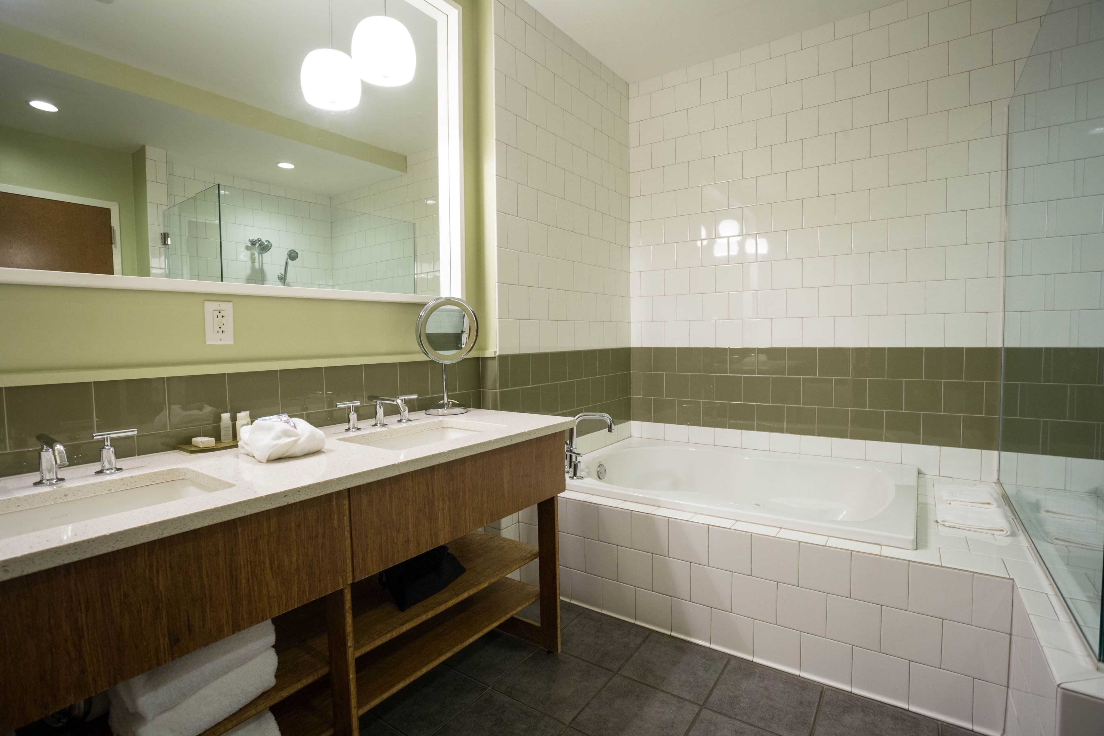 Hotel Indigo Athens Downtown - Univ Area — 42