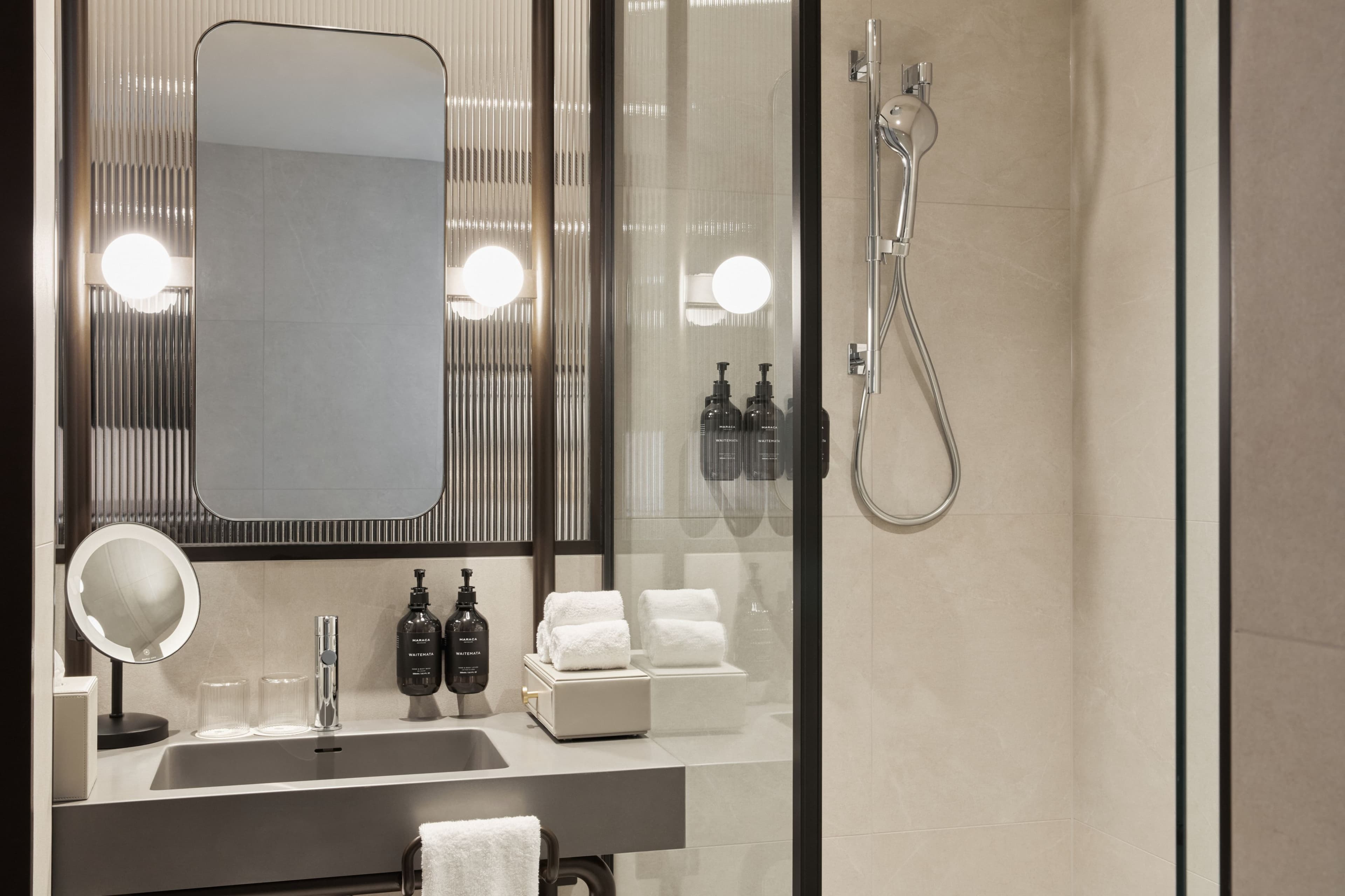Standard Room - Image 8