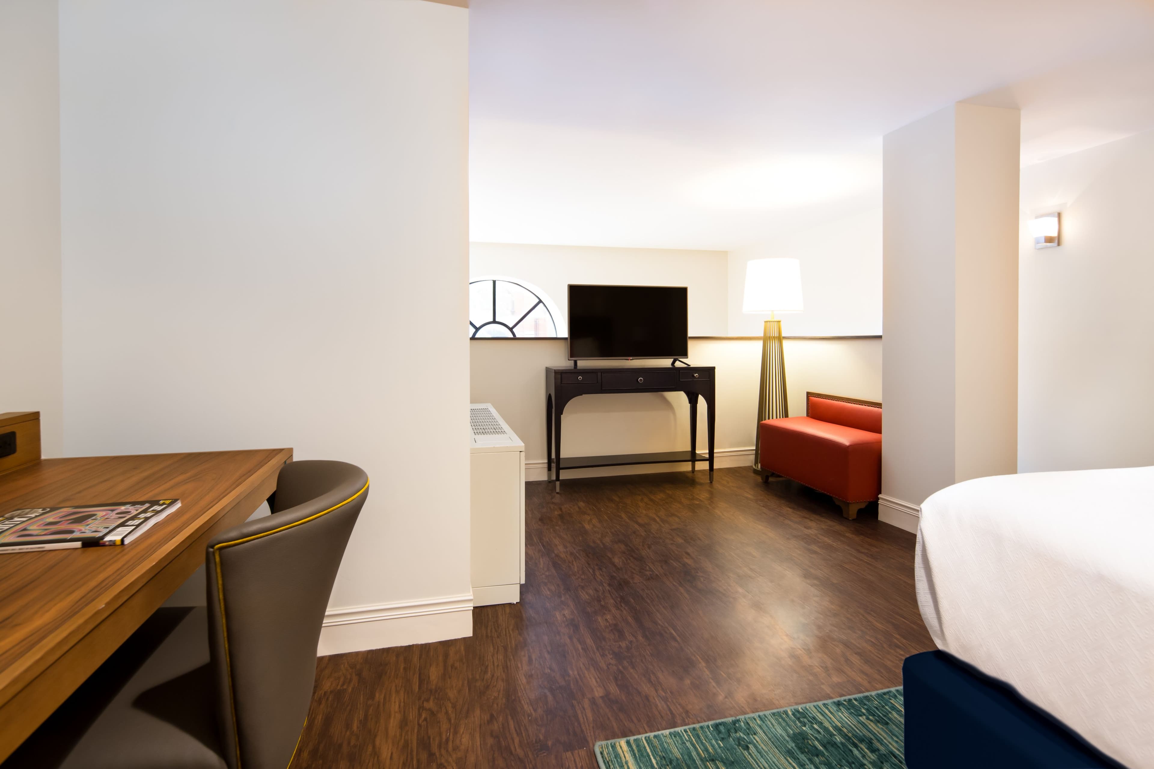 Hotel Indigo Baltimore Downtown — 16