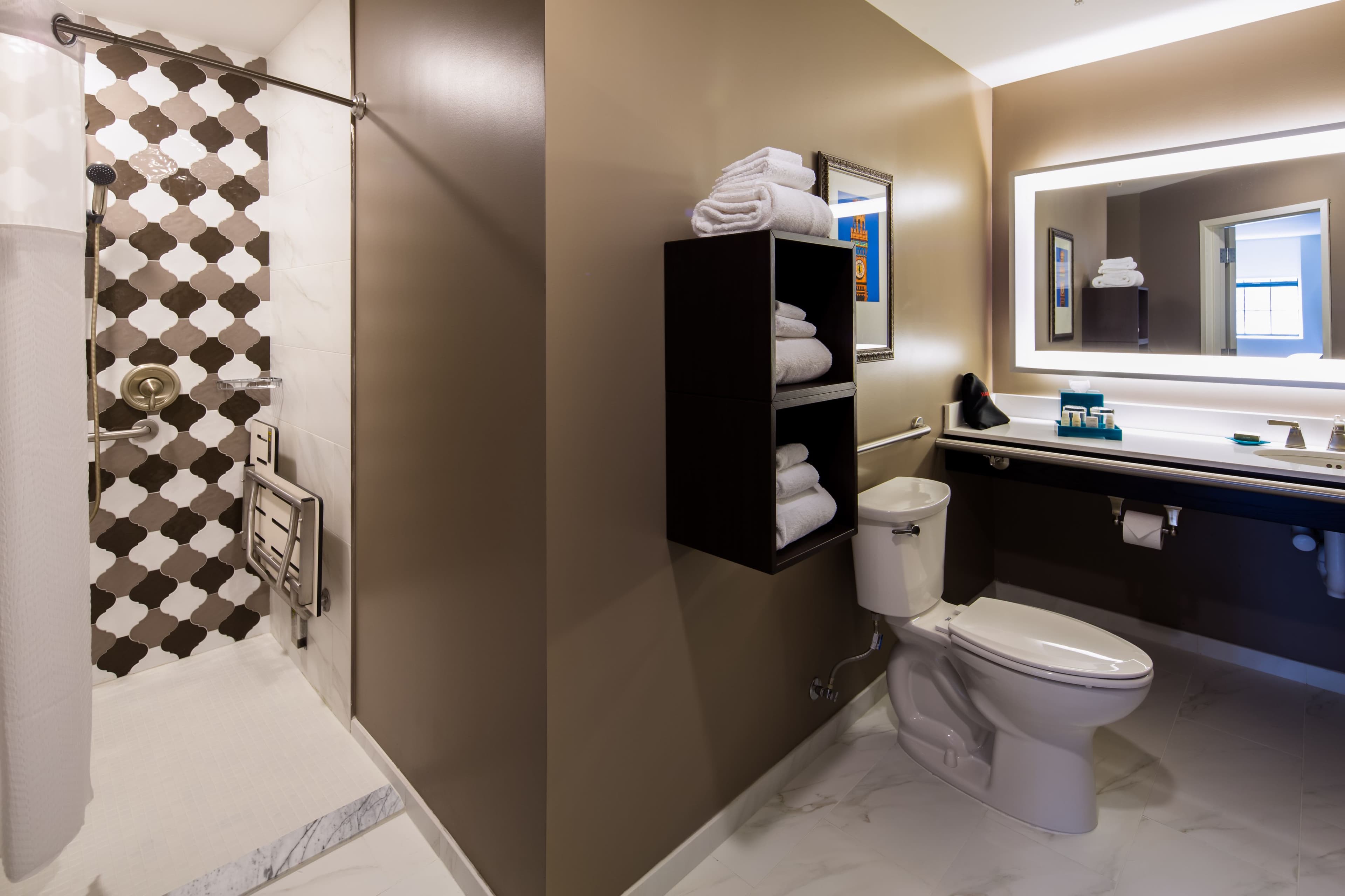 Hotel Indigo Baltimore Downtown — 44