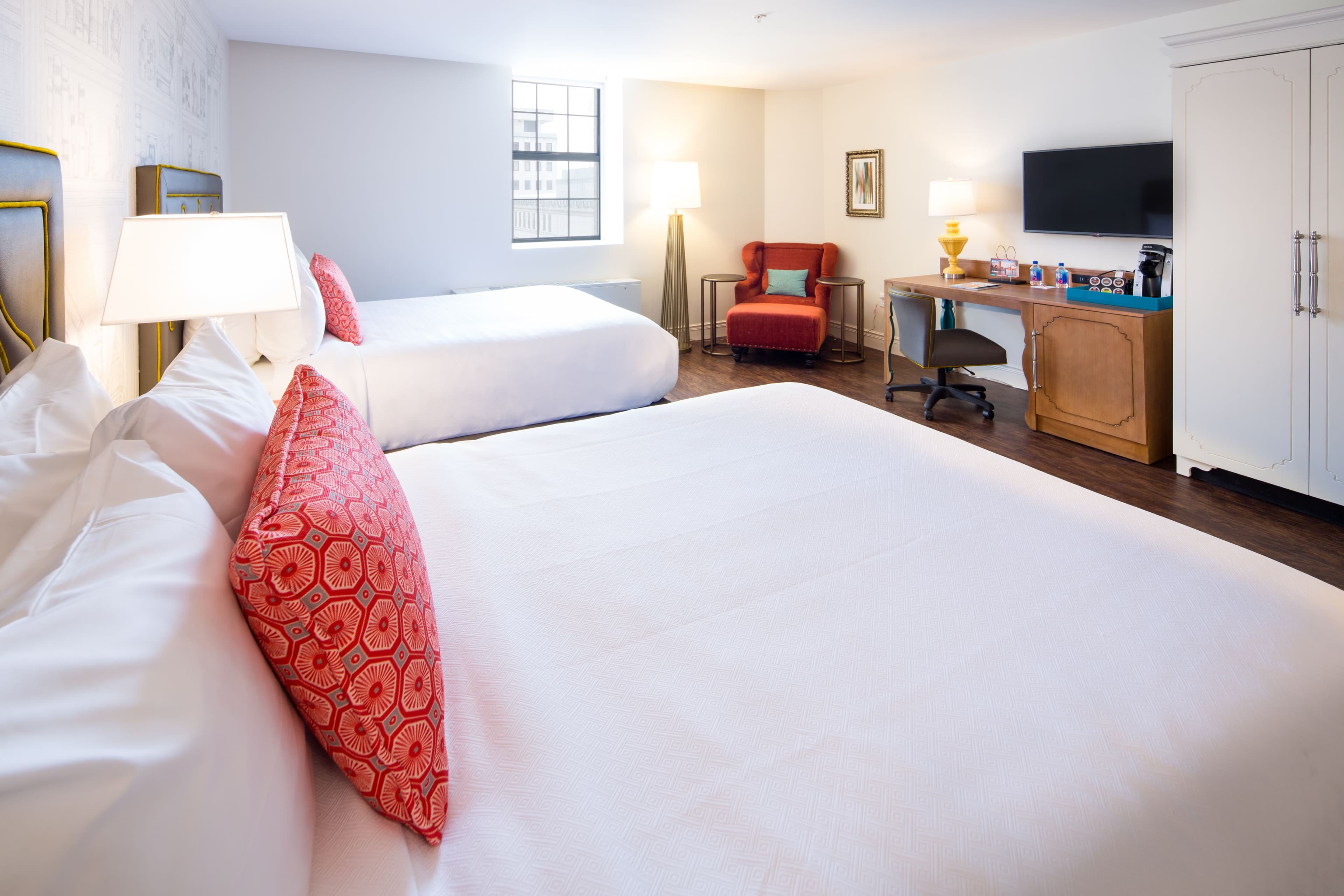 Hotel Indigo Baltimore Downtown - Image 4