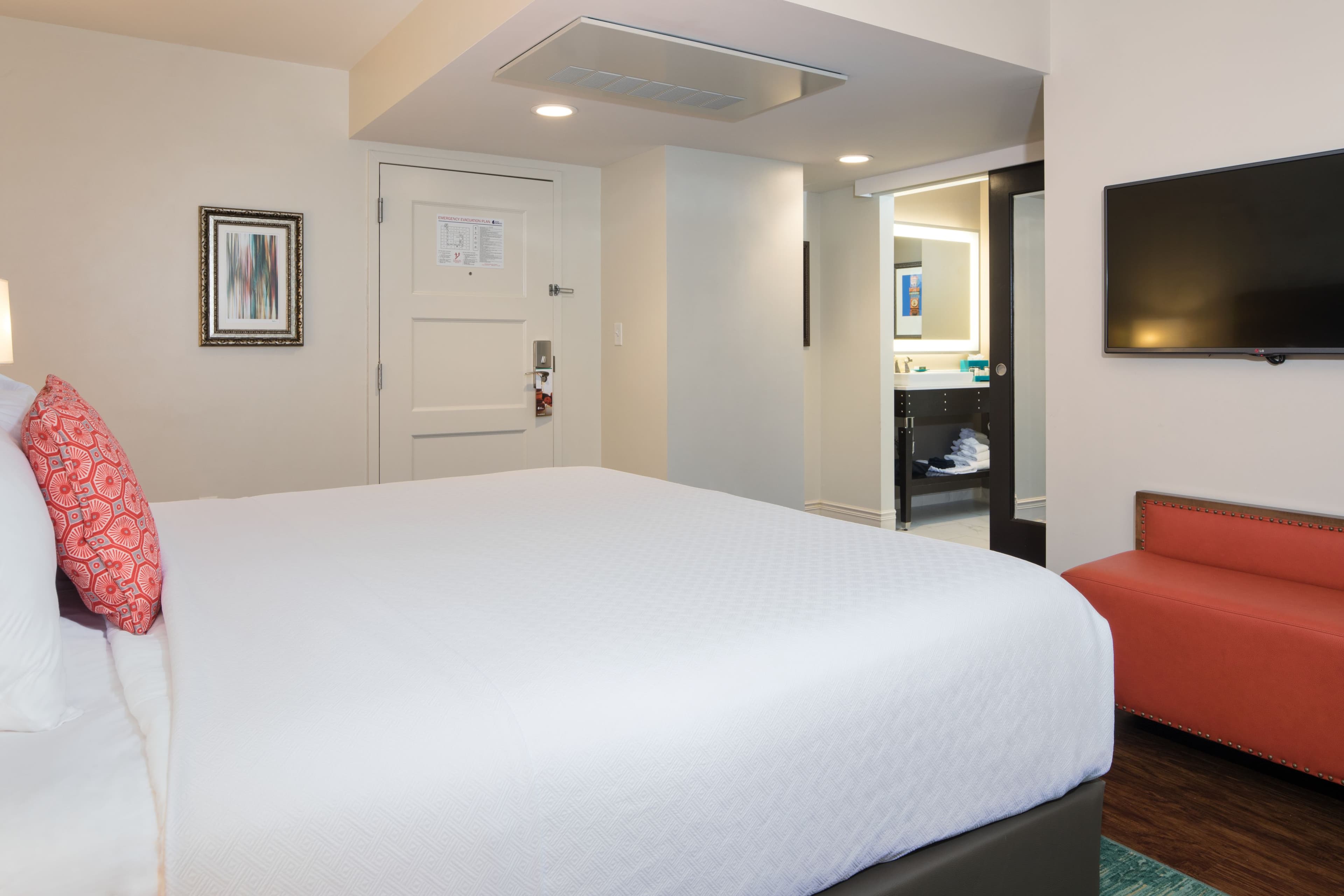 Hotel Indigo Baltimore Downtown — 14