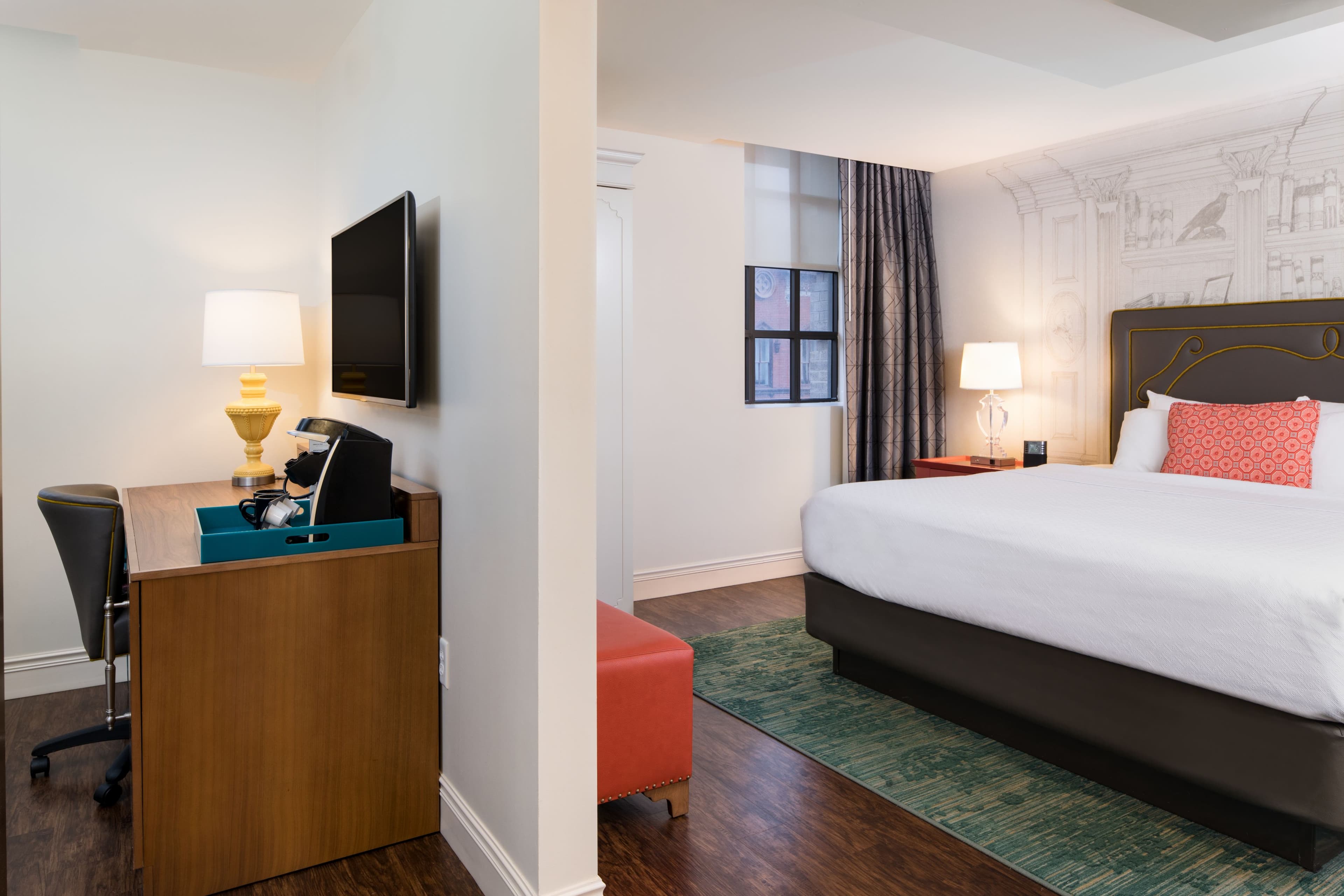 Hotel Indigo Baltimore Downtown — 9