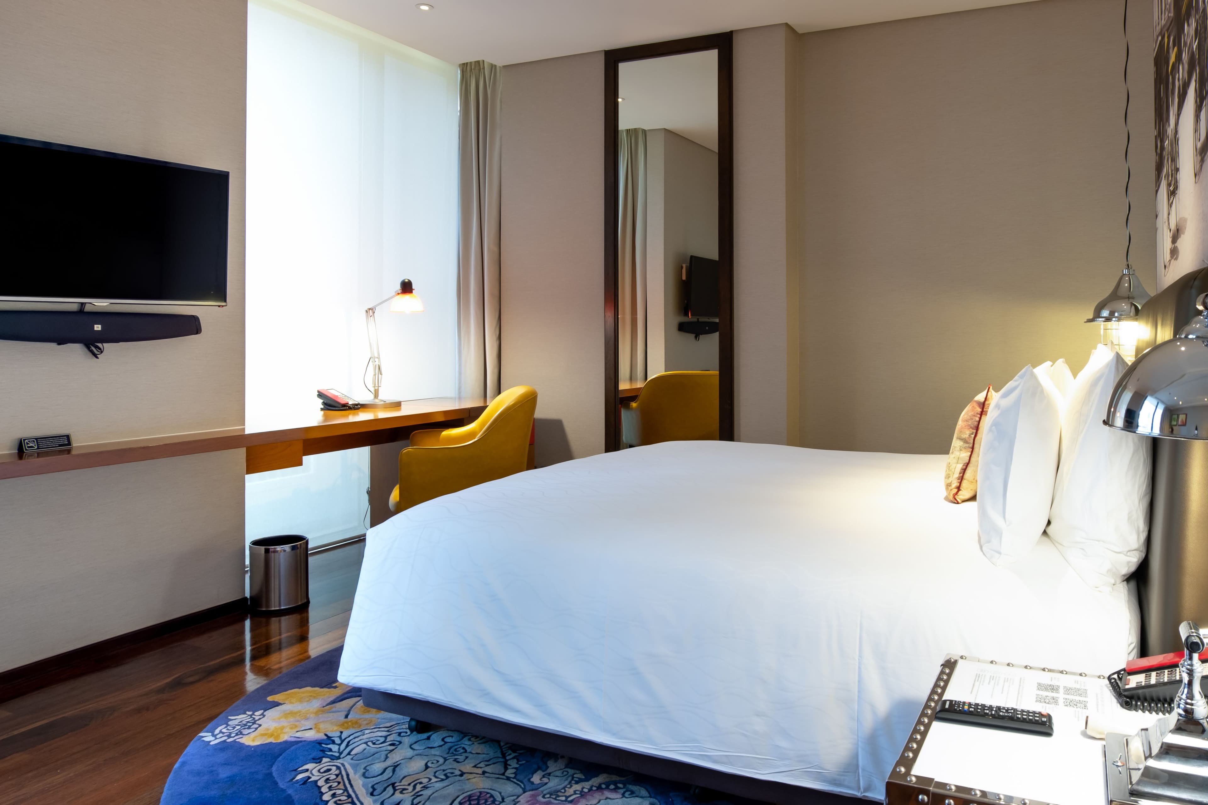 Hotel Indigo Bangkok Wireless Road — 14