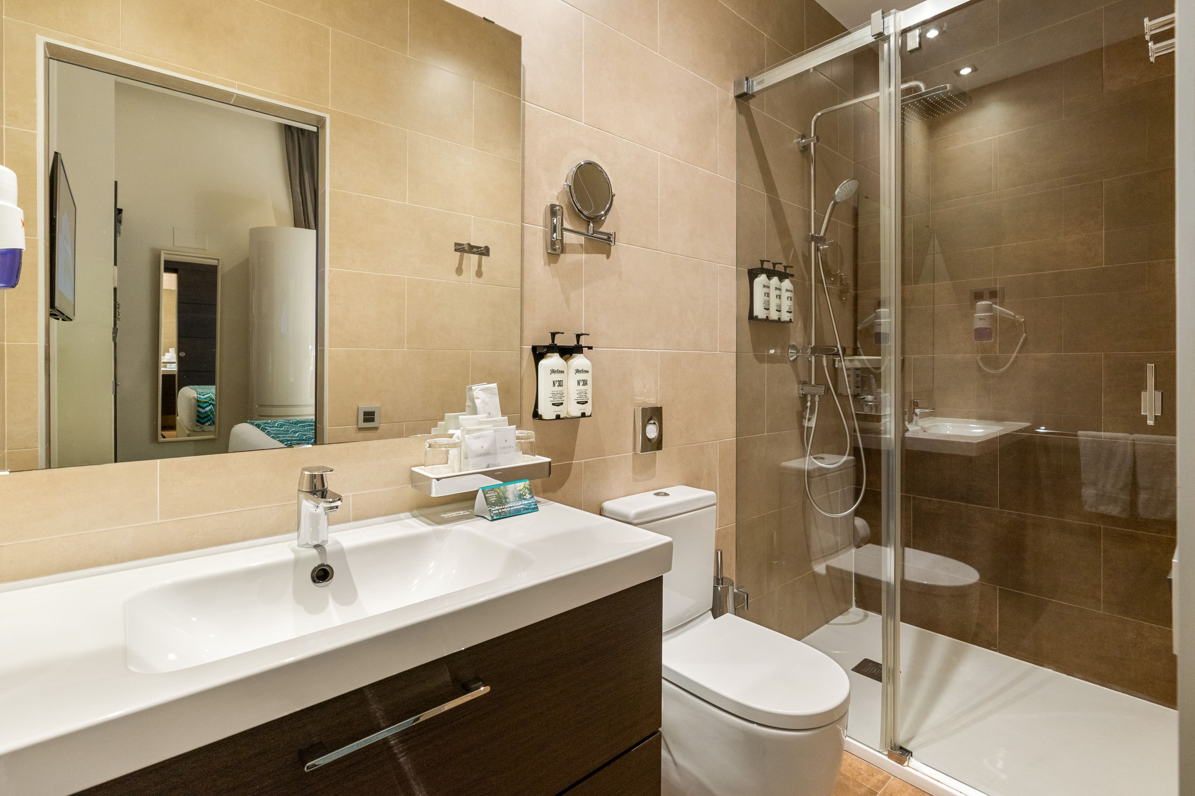 Hotel Indigo Barcelona - Plaza Catalunya — 10
