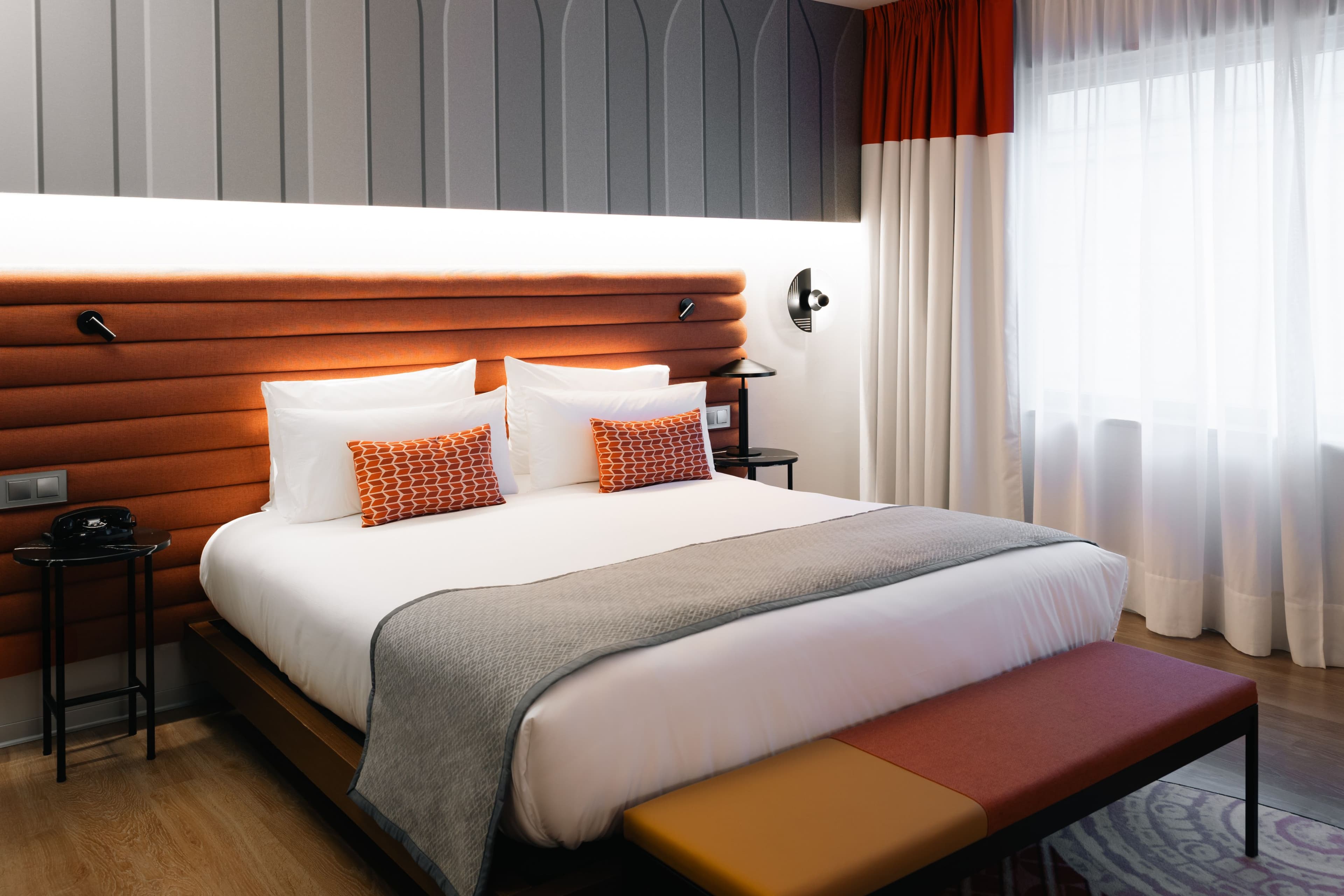 Hotel Indigo Barcelona Plaza Espana - Image 4