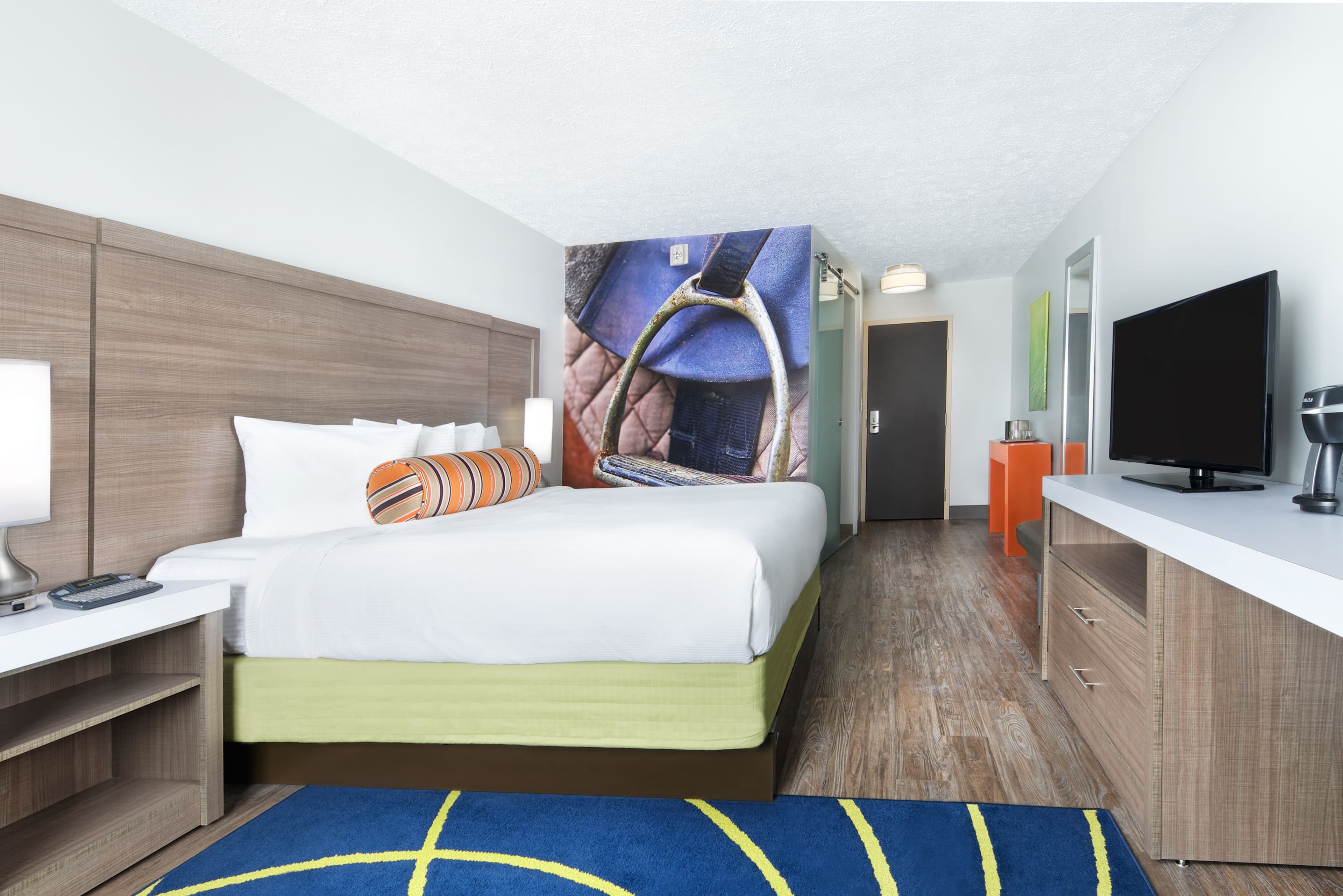 Hotel Indigo Cleveland-Beachwood — 11